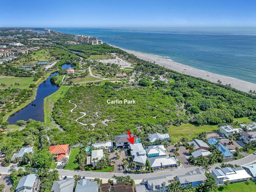 Photo of 401 Xanadu Place, Jupiter, FL 33477 (MLS # R11010407)