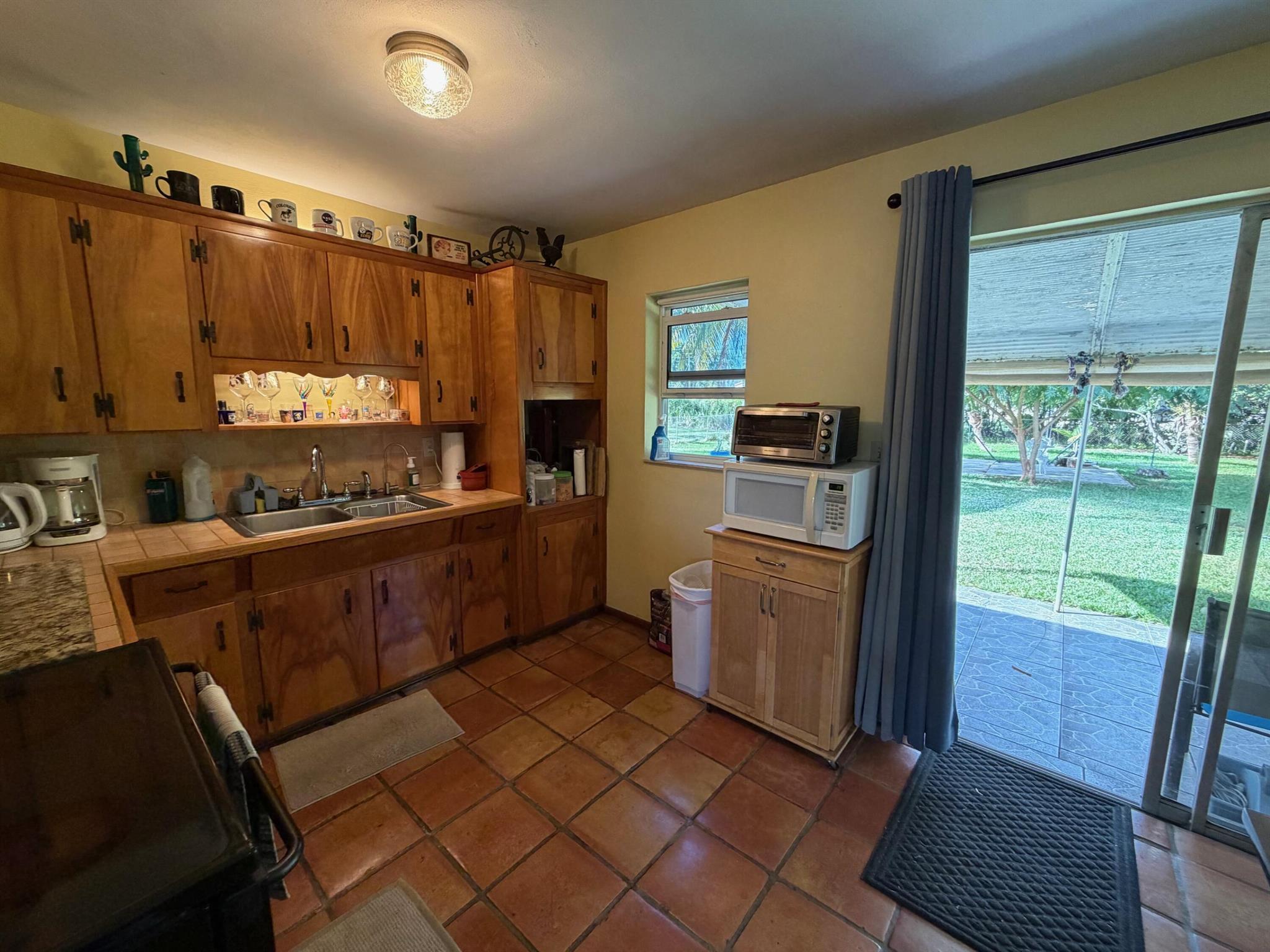 BURCH SUB UNREC ON AM-16A - Residential