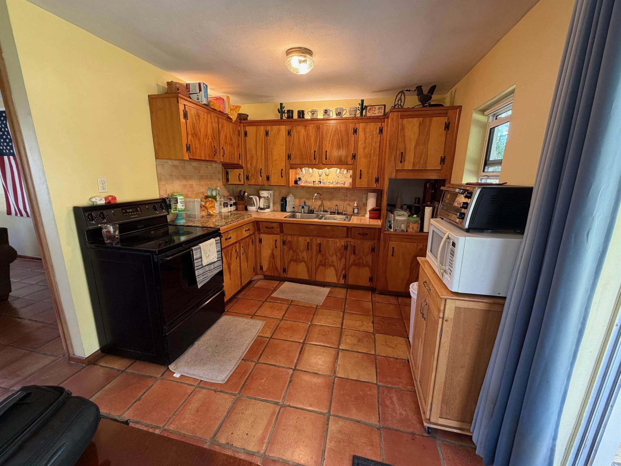 BURCH SUB UNREC ON AM-16A - Residential