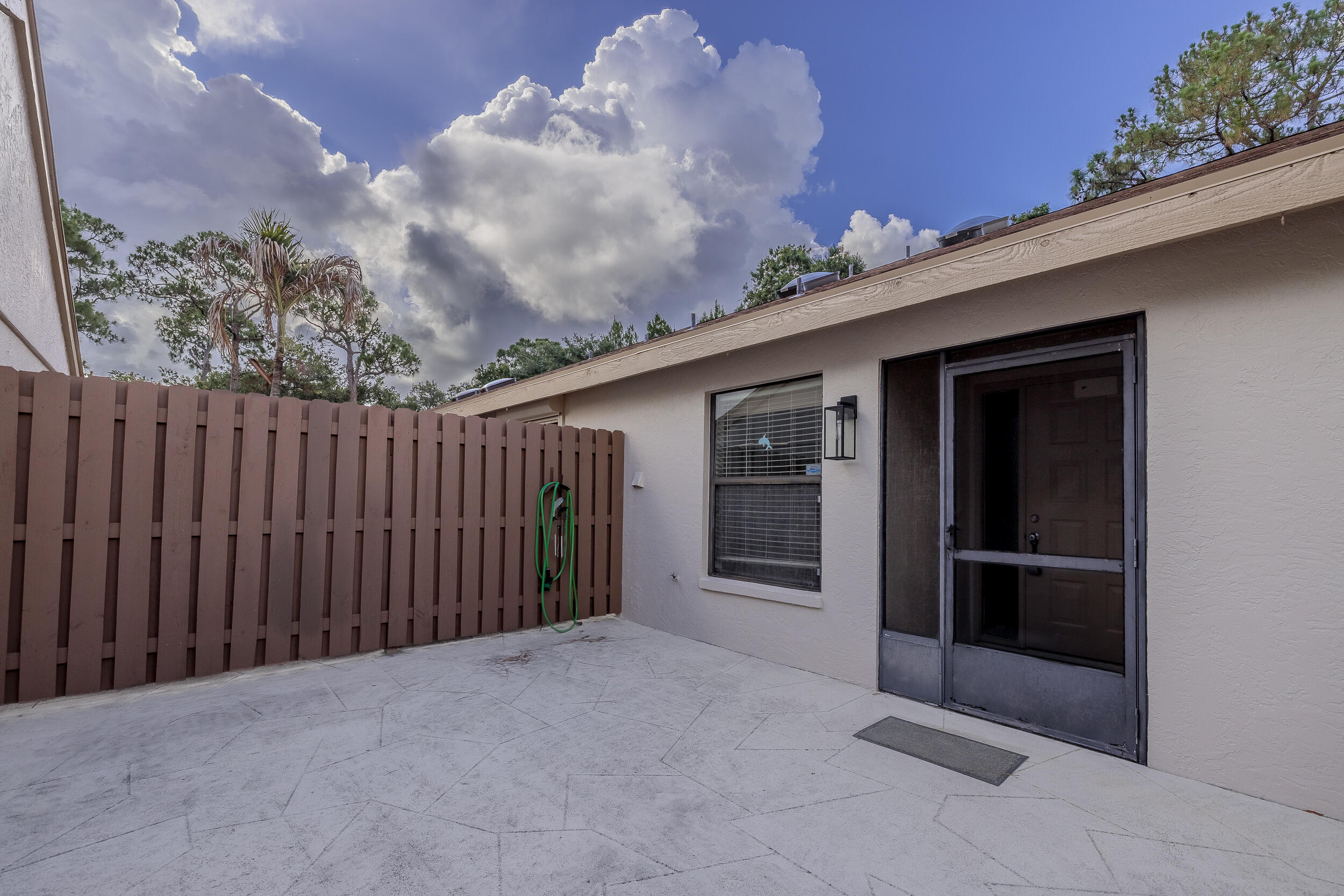 2054 SW Silver Pine Way 123d