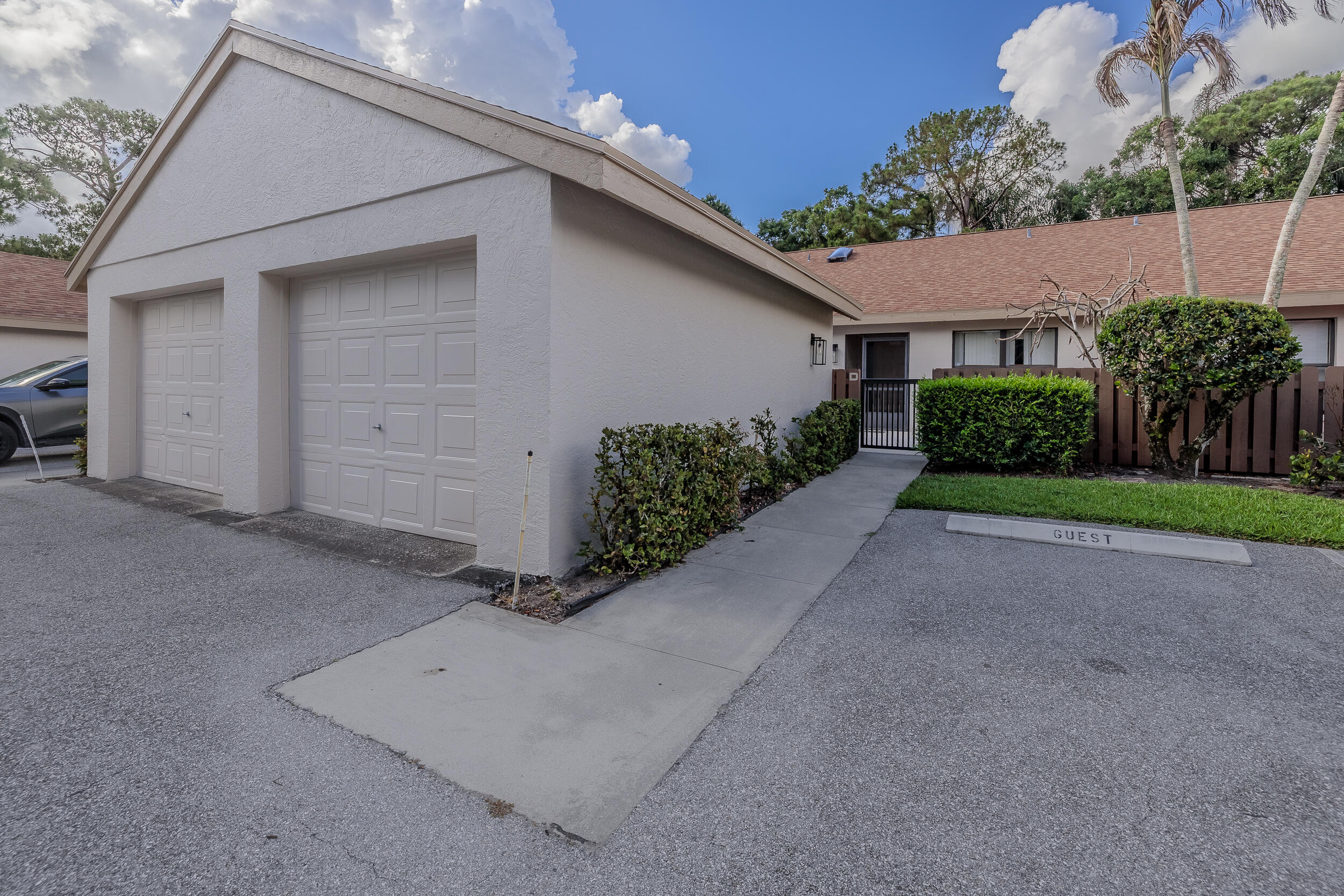 2054 SW Silver Pine Way 123d