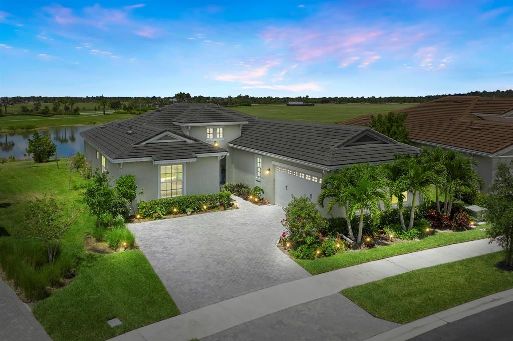 Photo of 16064 Whippoorwill Circle, Westlake, FL 33470 (MLS # R10724181)