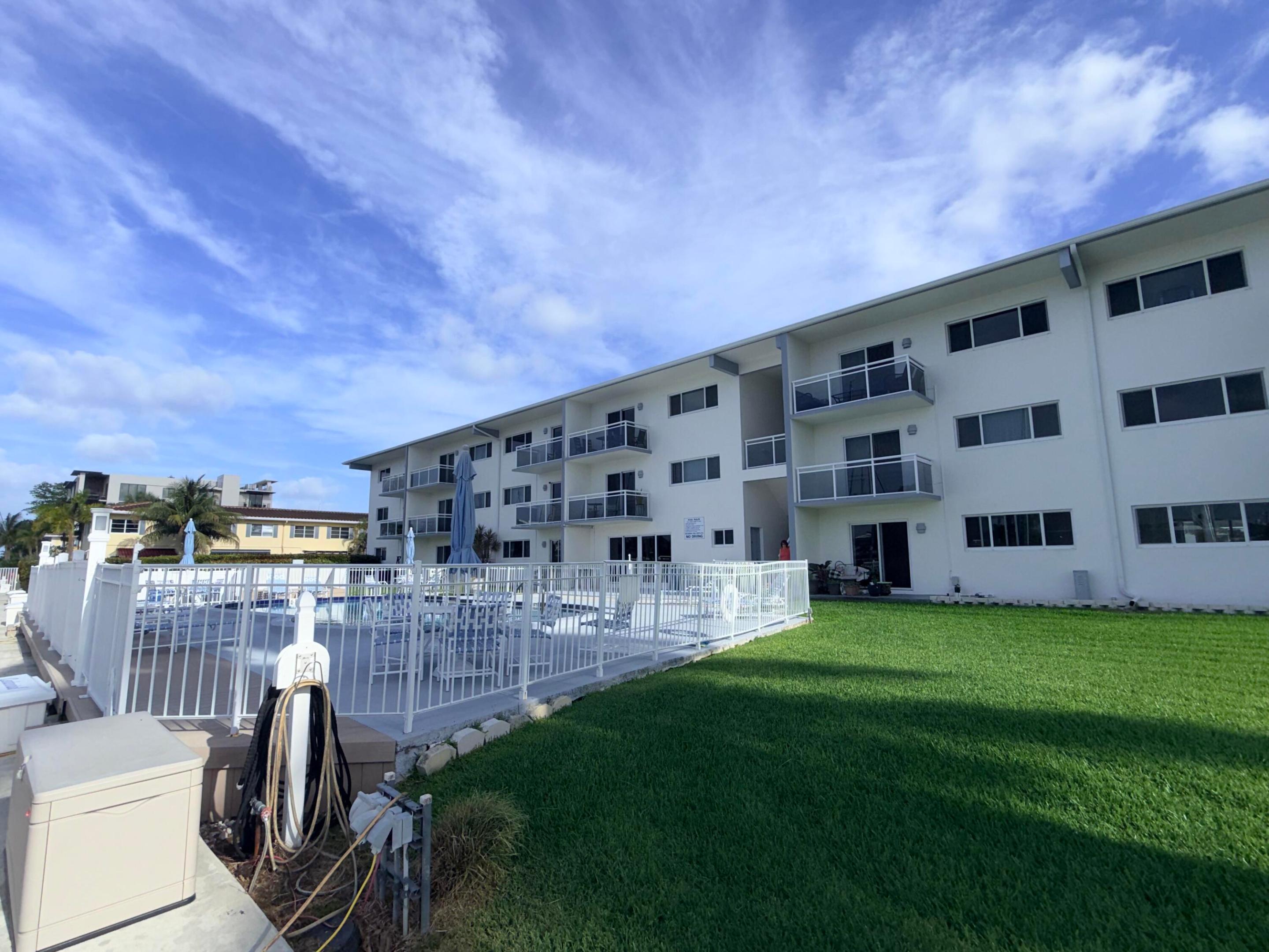 EMBASSY CONDO APTS - Residential
