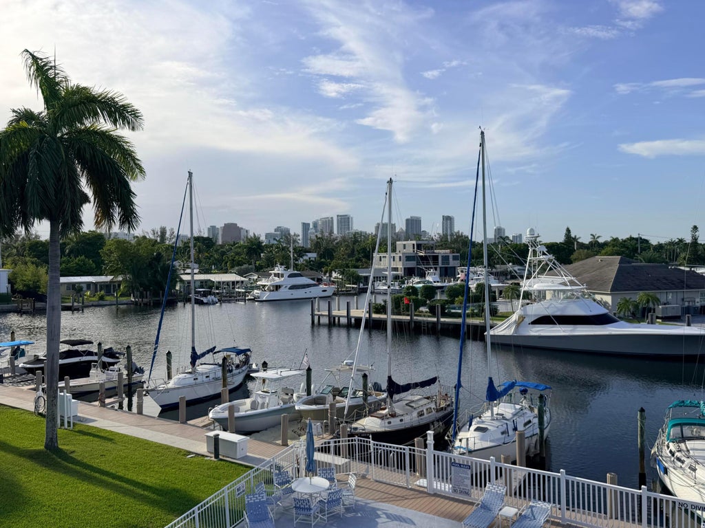 Photo of 1475 SE 15th Street #314, Fort Lauderdale, FL 33316 (MLS # B26015045)