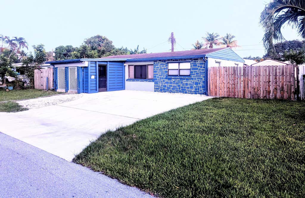 Photo of 4340 N MARY Circle, Palm Beach Gardens, FL 33410 (MLS # B26055856)