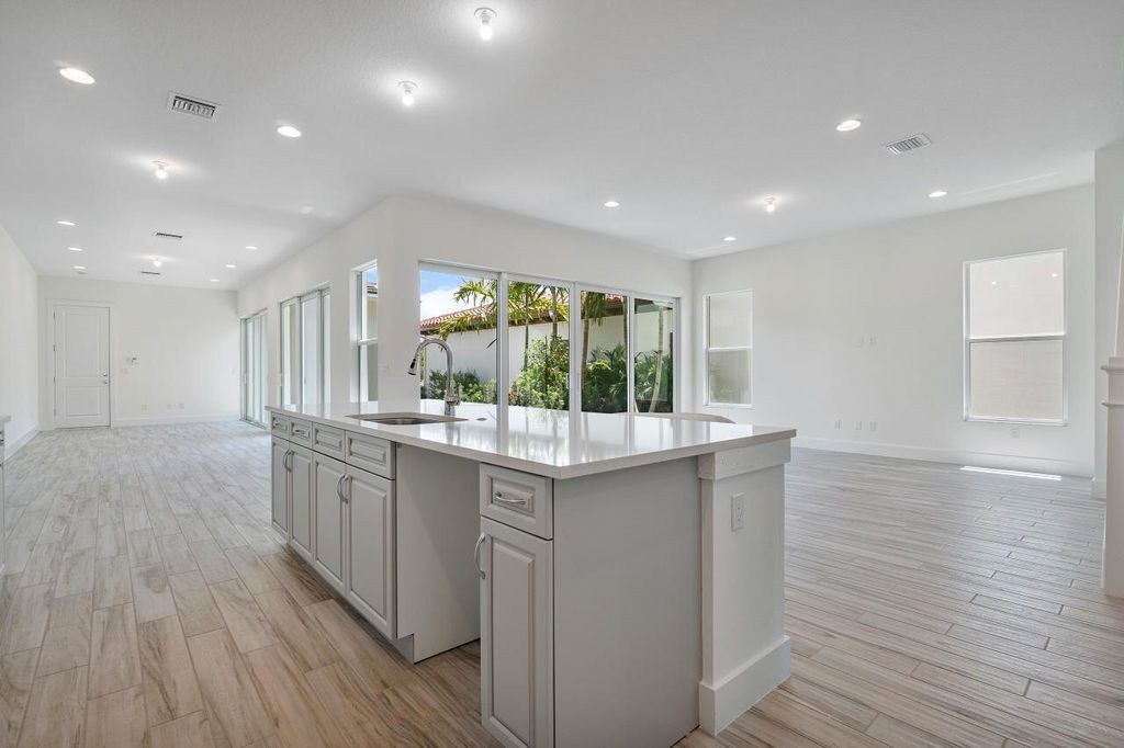 Photo of 13354 Machiavelli Way, Palm Beach Gardens, FL 33418 (MLS # R10894001)