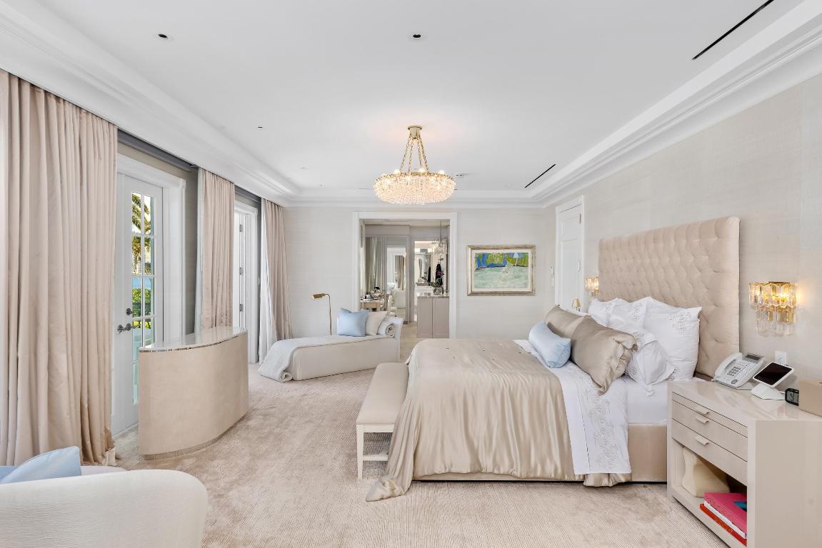 EVERGLADES ISLAND IN - Residential