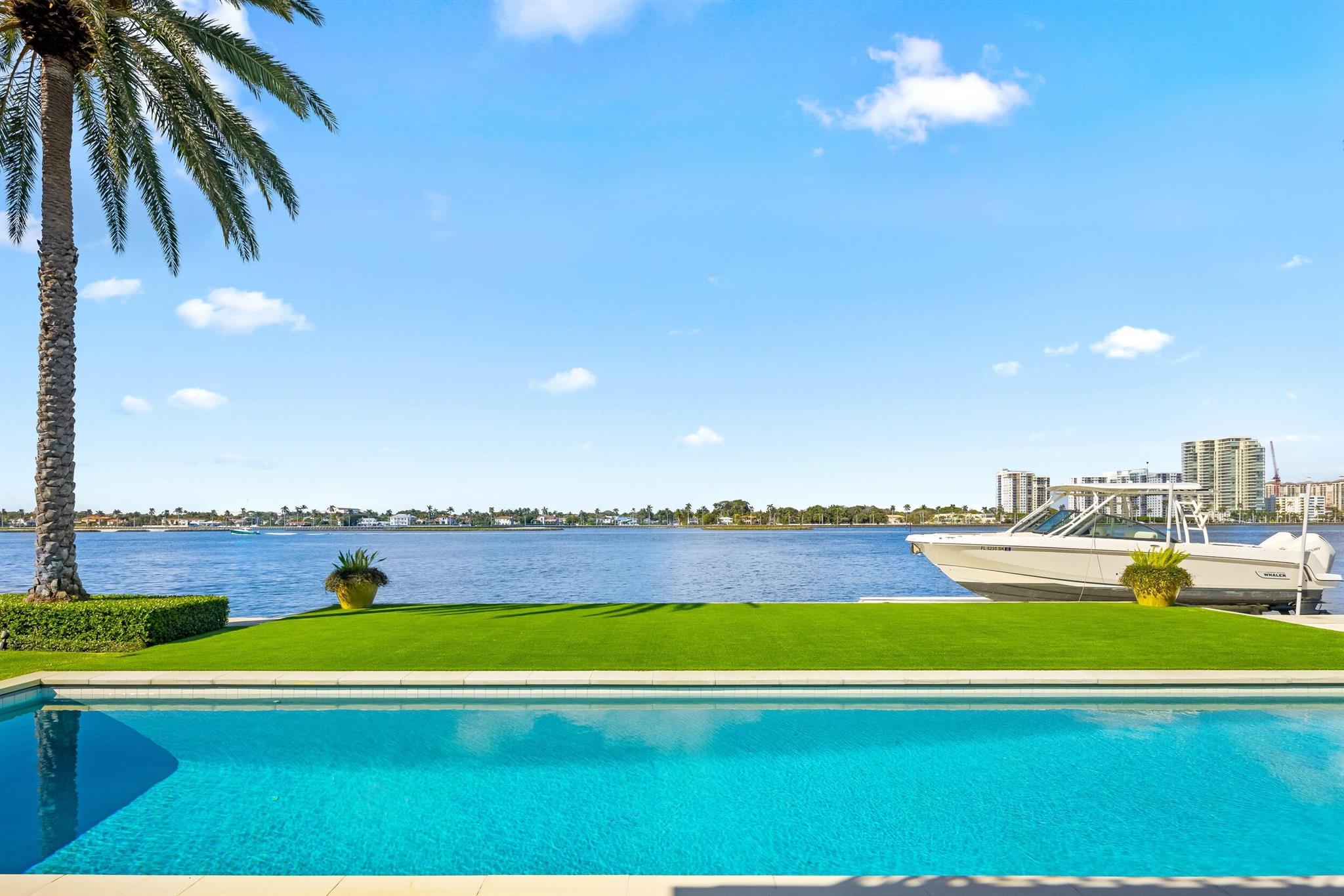 EVERGLADES ISLAND IN - Residential