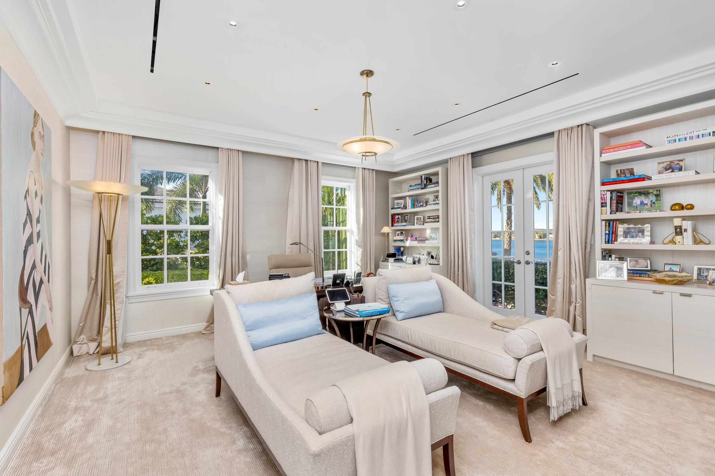 EVERGLADES ISLAND IN - Residential