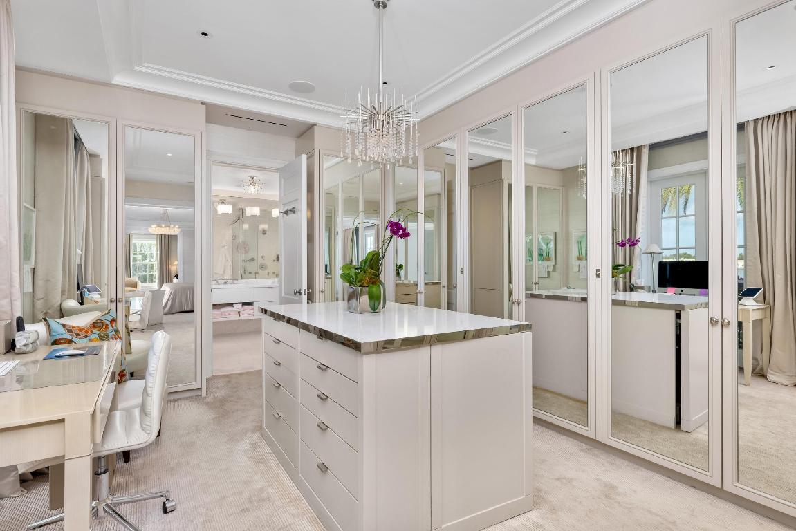 EVERGLADES ISLAND IN - Residential