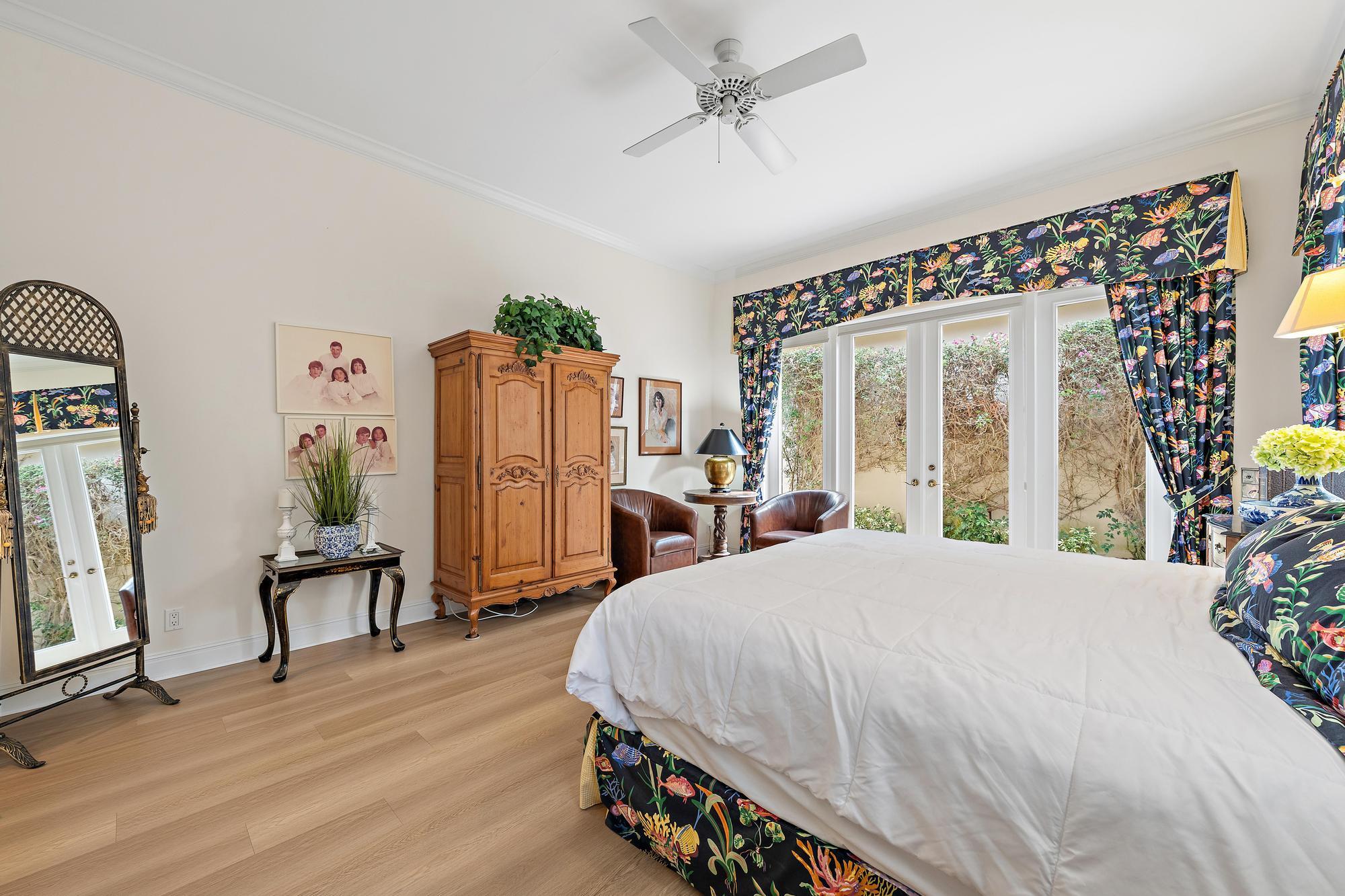 PRESTWICK VILLAS - Residential