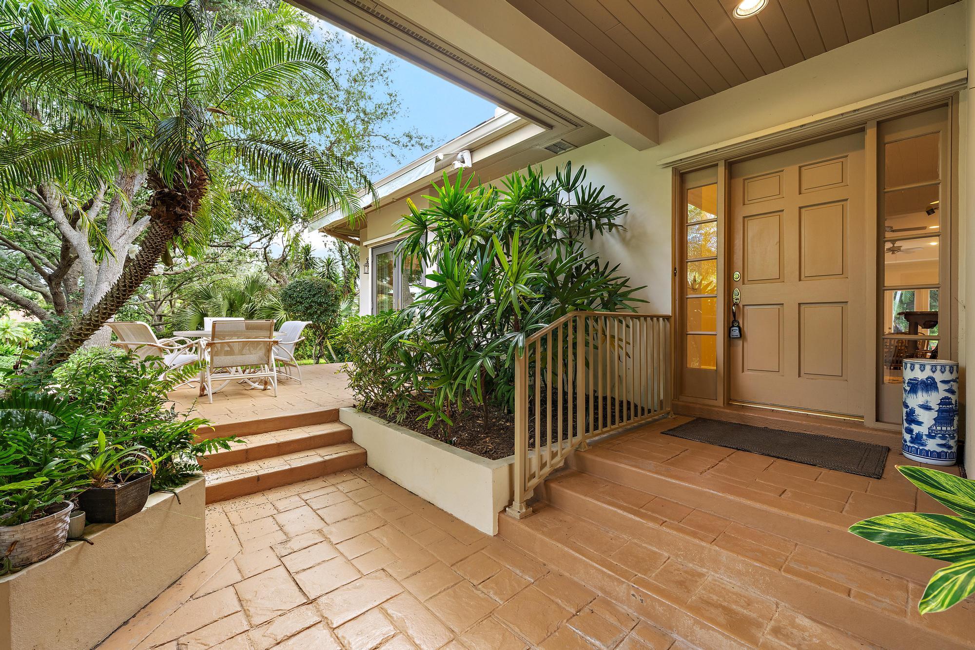 PRESTWICK VILLAS - Residential
