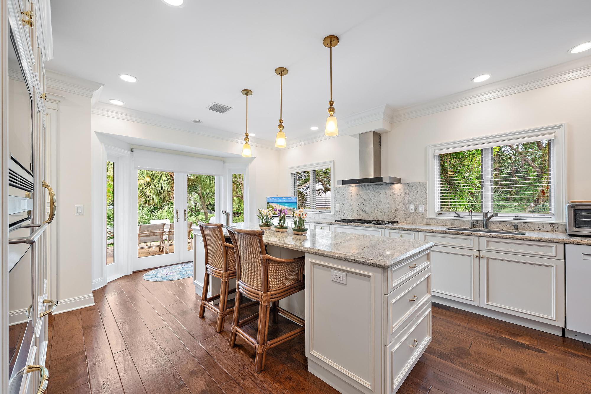 PRESTWICK VILLAS - Residential