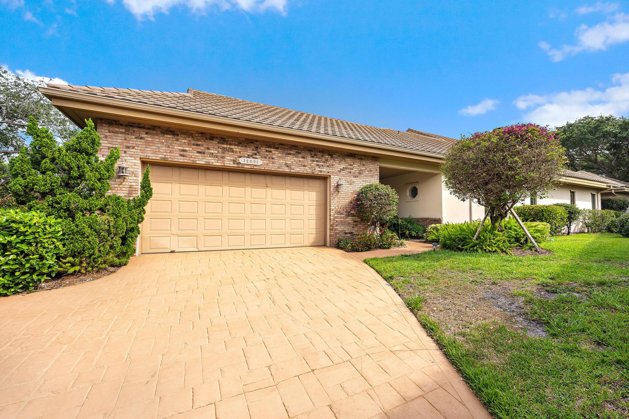 PRESTWICK VILLAS - Residential
