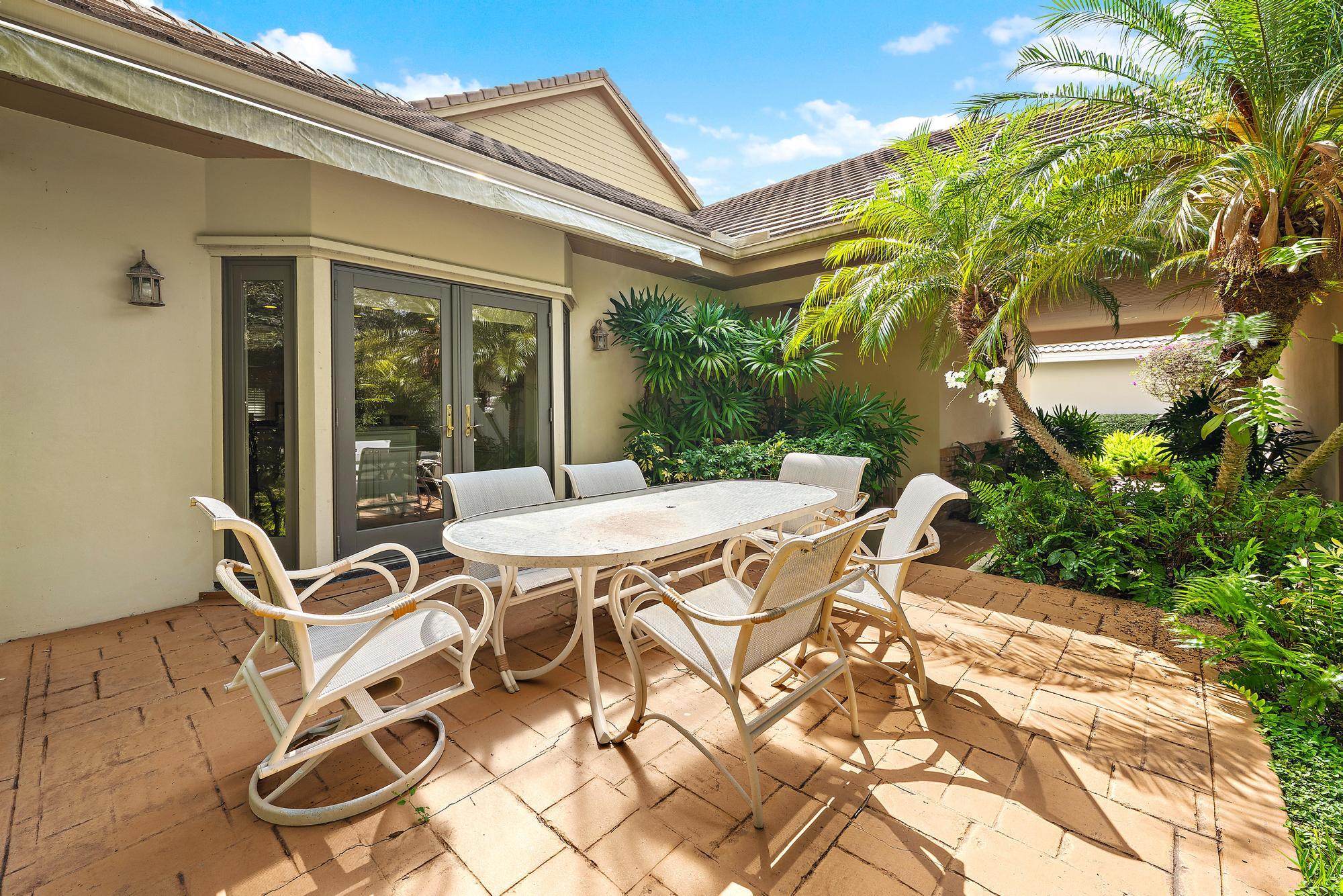 PRESTWICK VILLAS - Residential