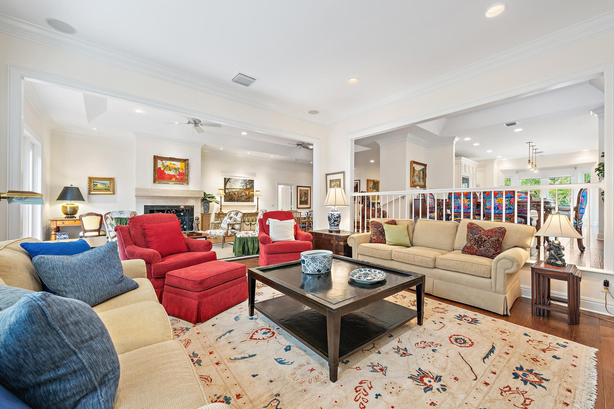 PRESTWICK VILLAS - Residential