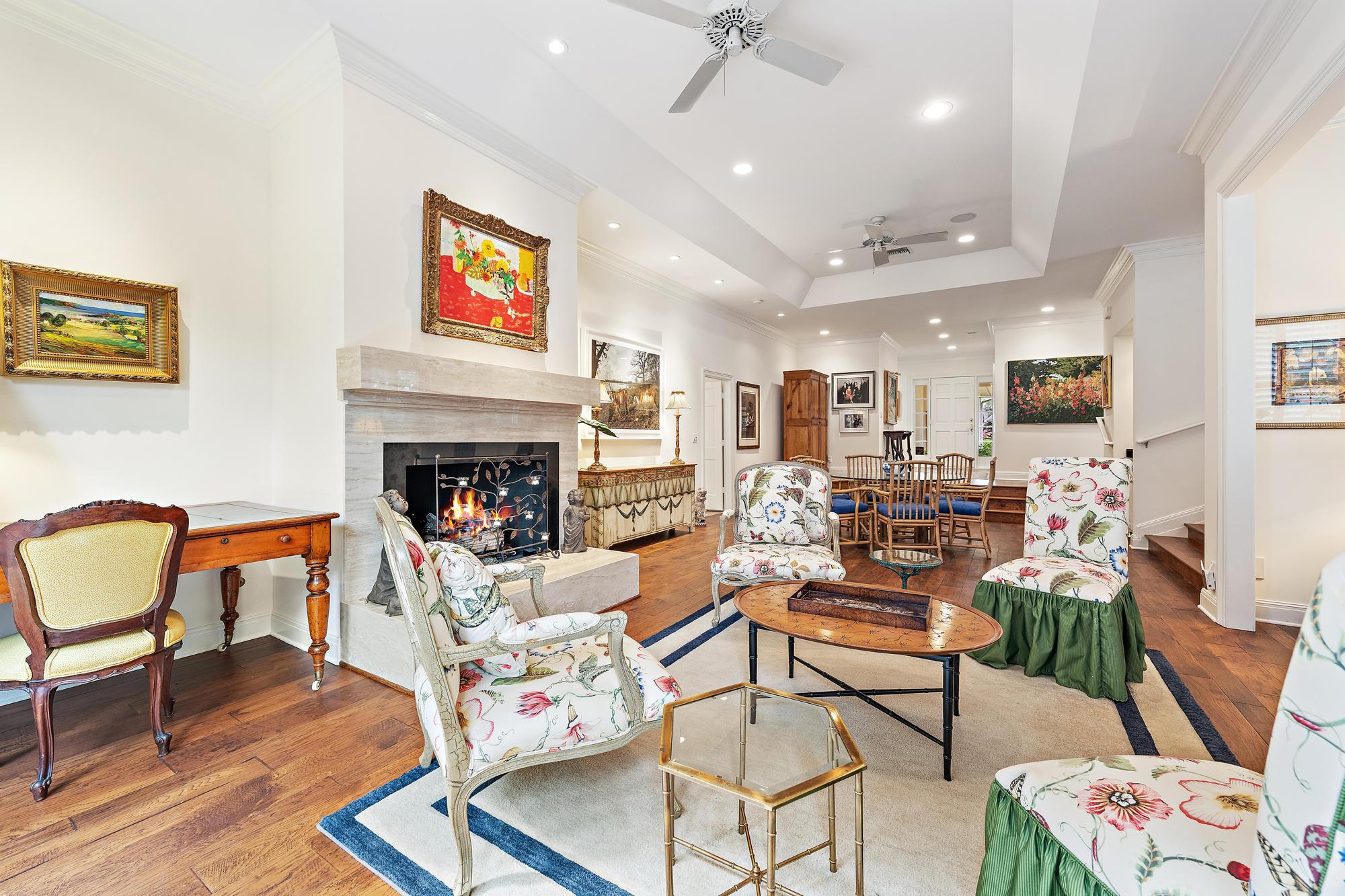 PRESTWICK VILLAS - Residential