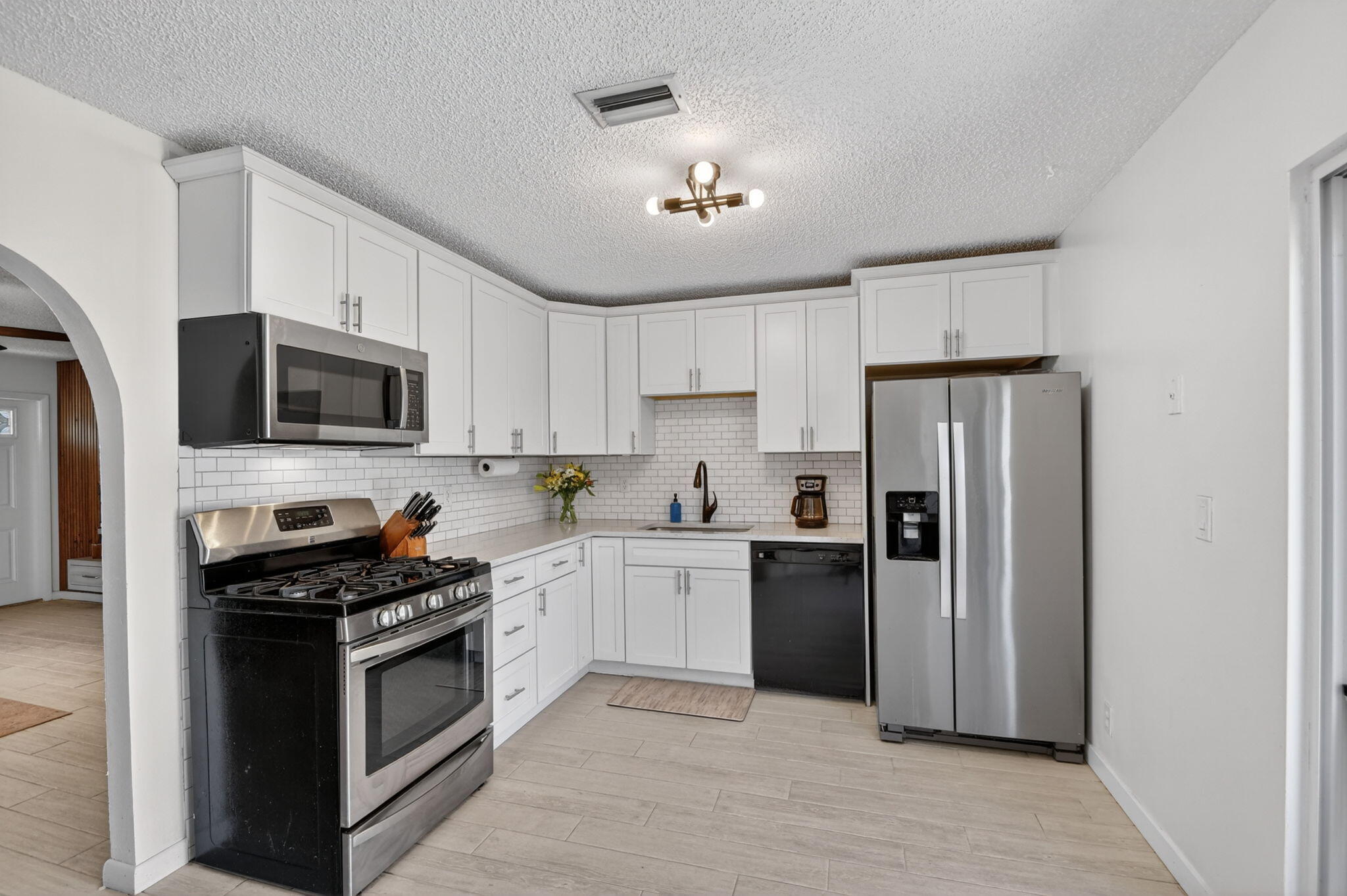 CONCEPT HOMES OF LANTANA 2 - Residential