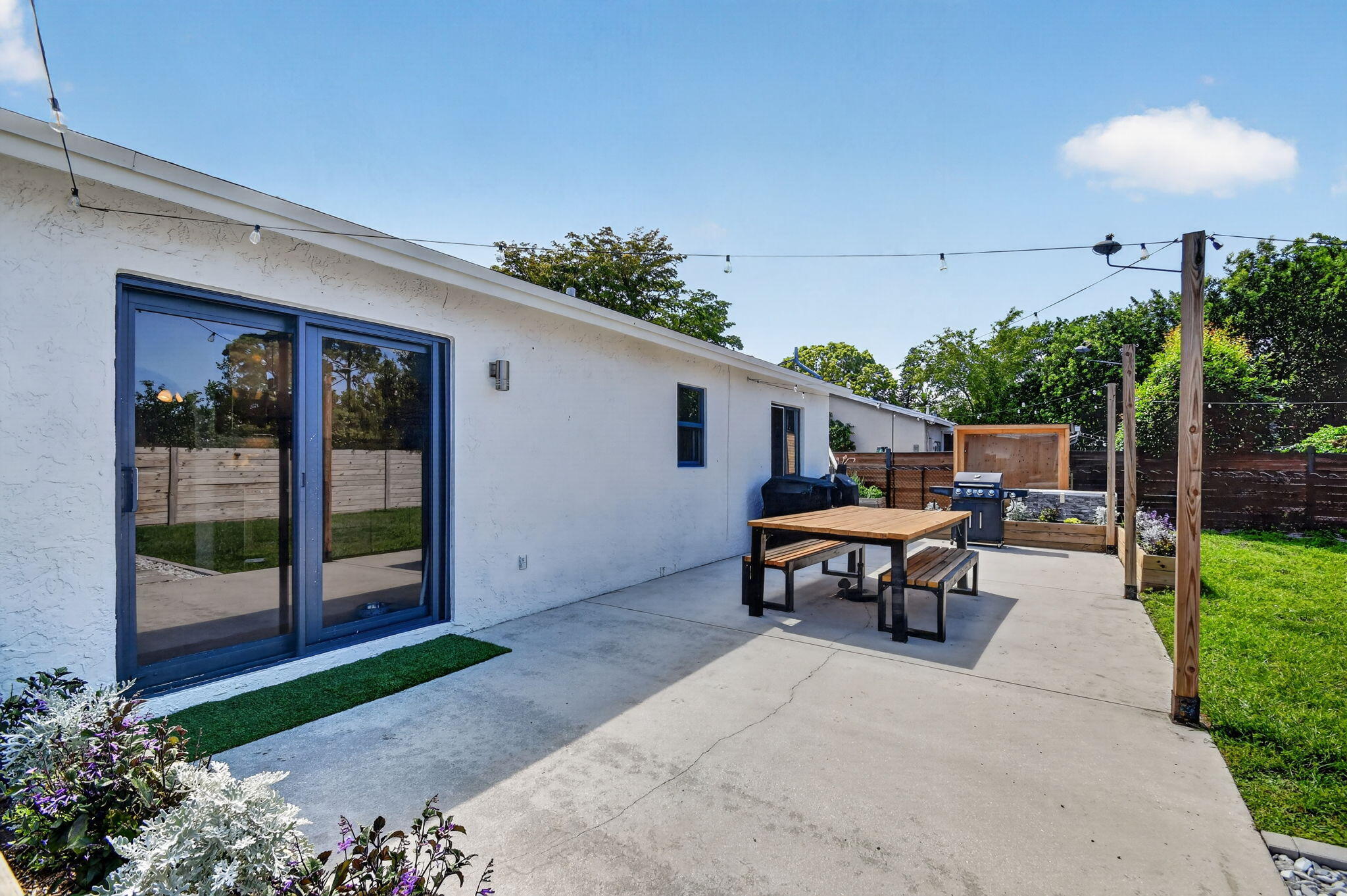 CONCEPT HOMES OF LANTANA 2 - Residential