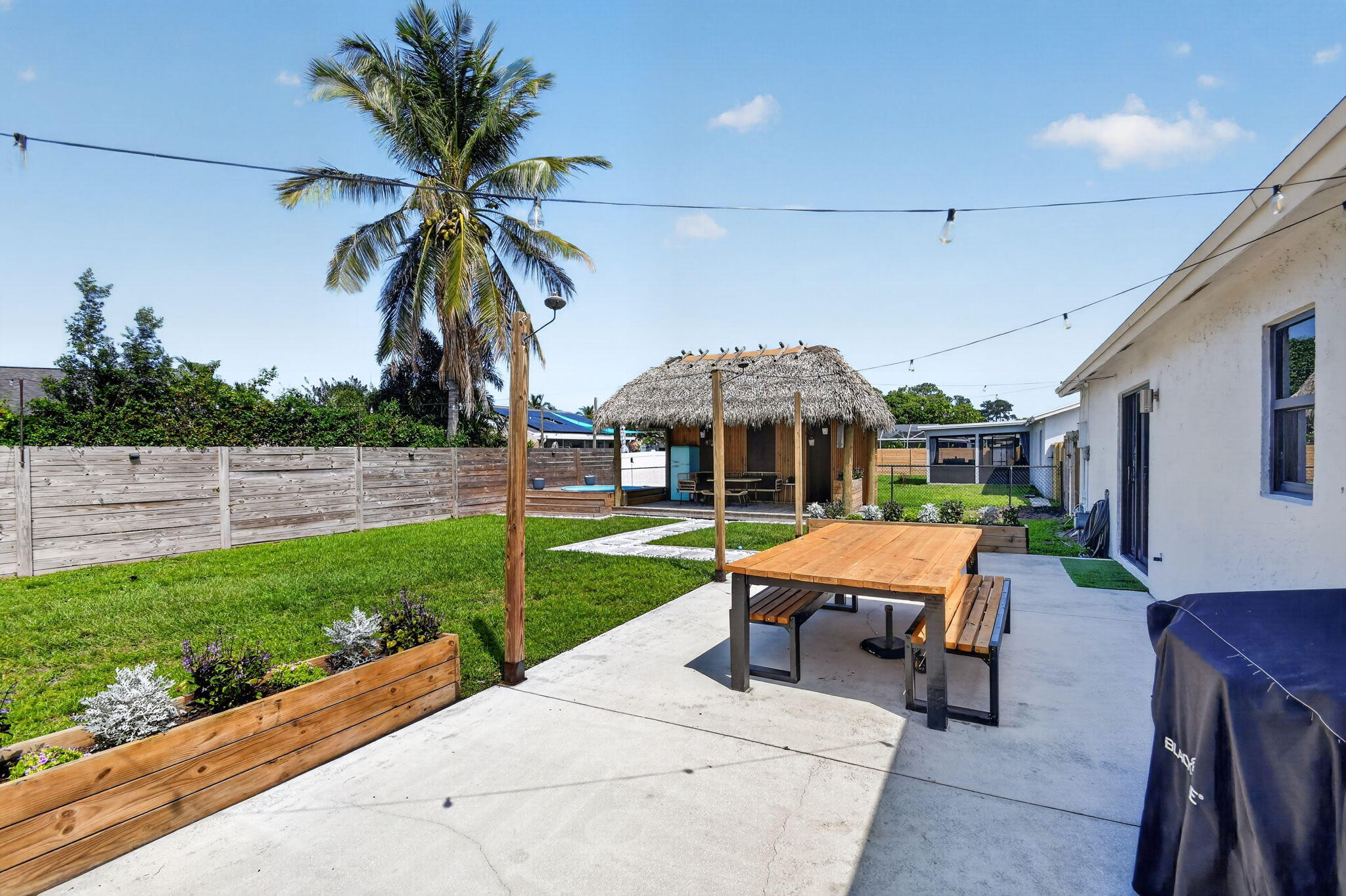 CONCEPT HOMES OF LANTANA 2 - Residential