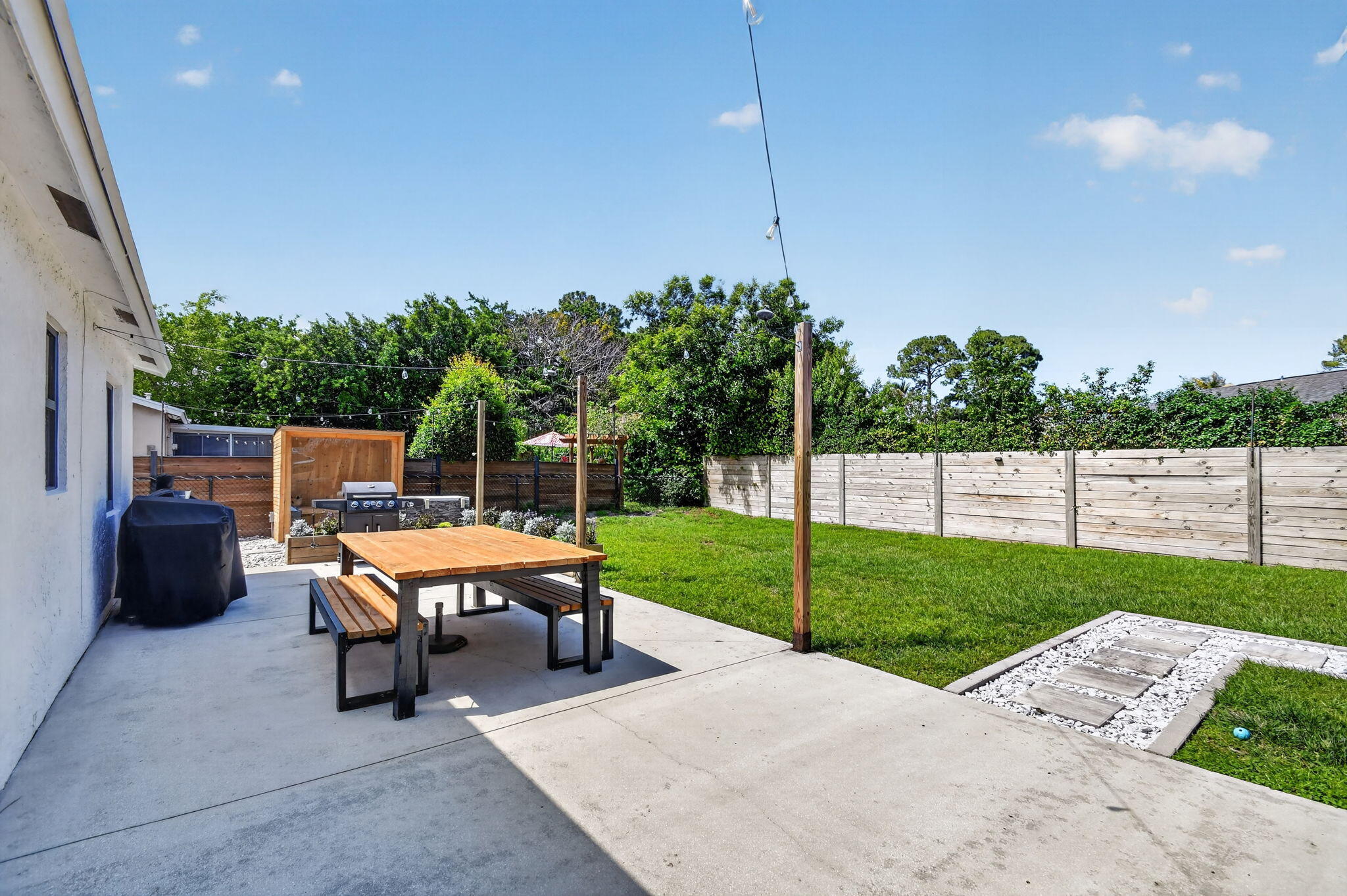 CONCEPT HOMES OF LANTANA 2 - Residential