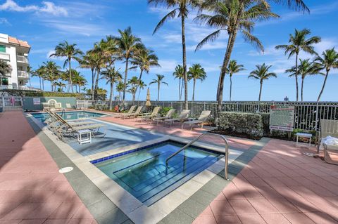 A home in Deerfield Beach