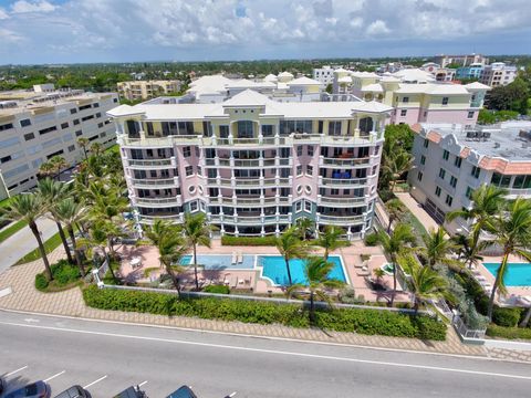 A home in Deerfield Beach