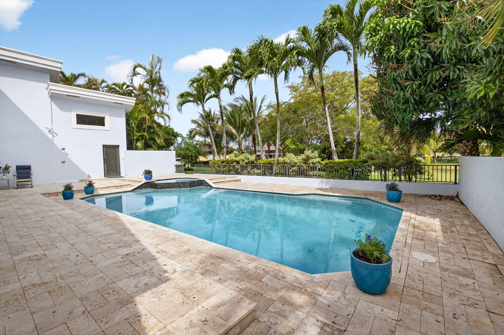 RIO POCO - Residential Lease