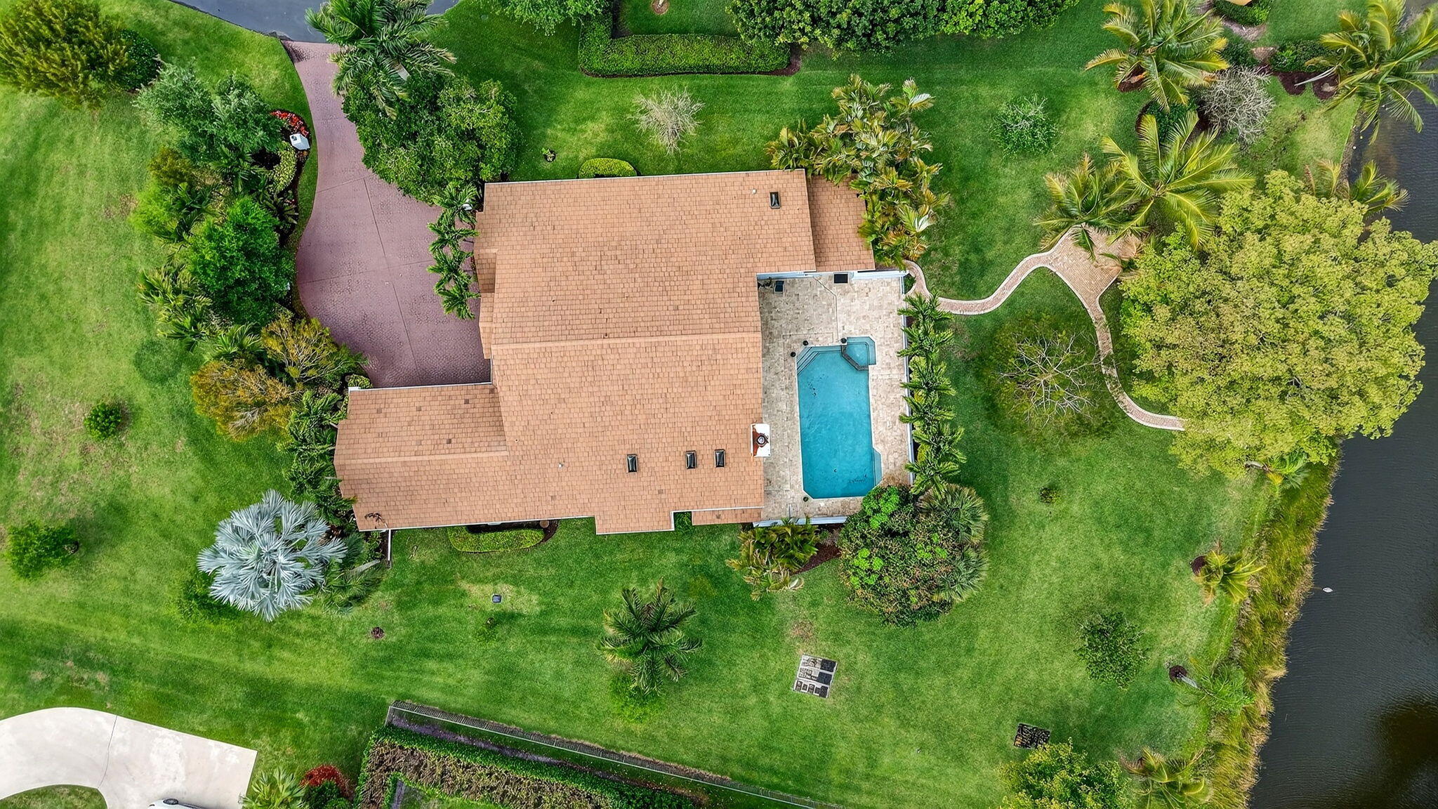 RIO POCO - Residential Lease
