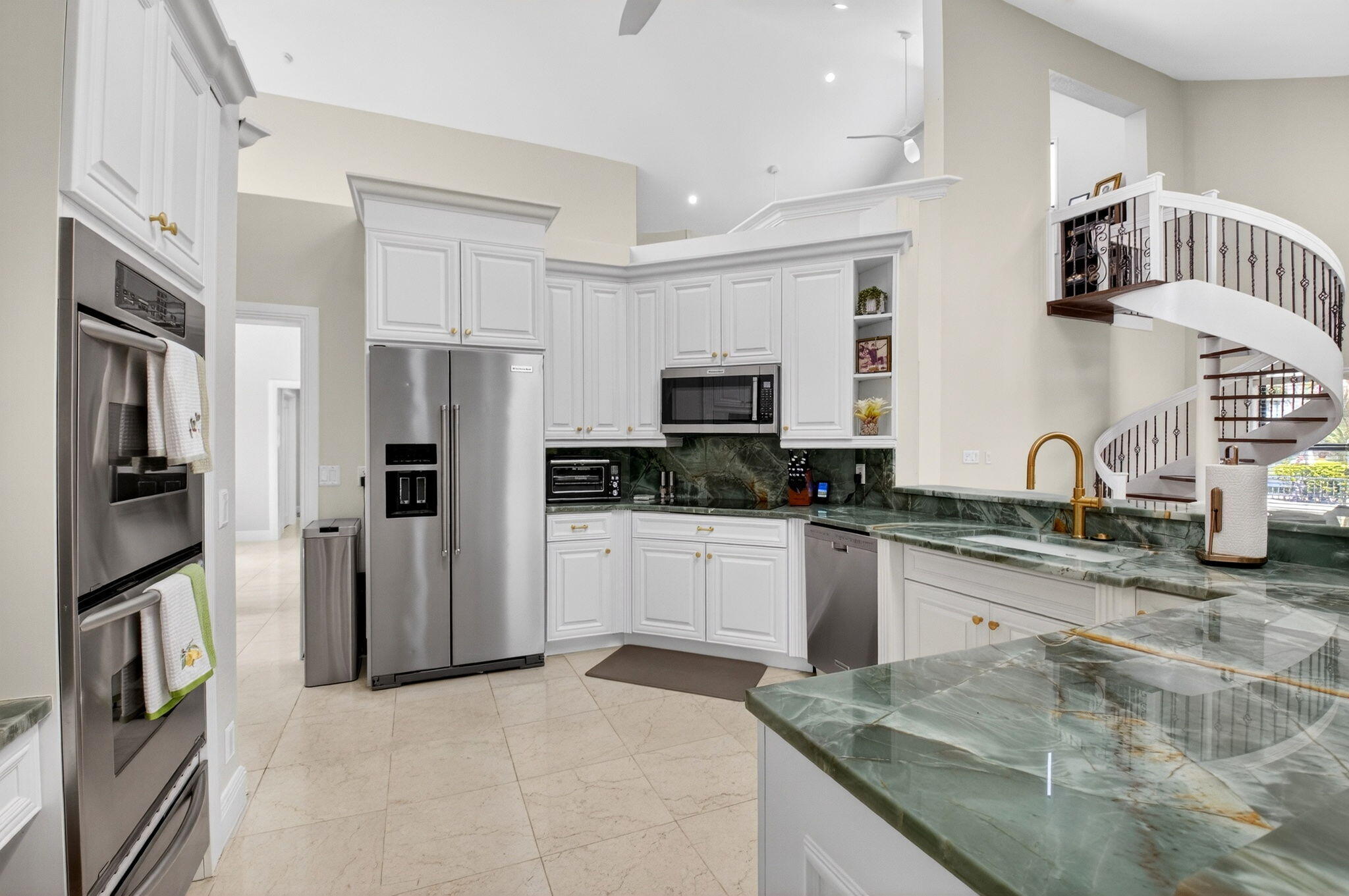 RIO POCO - Residential Lease