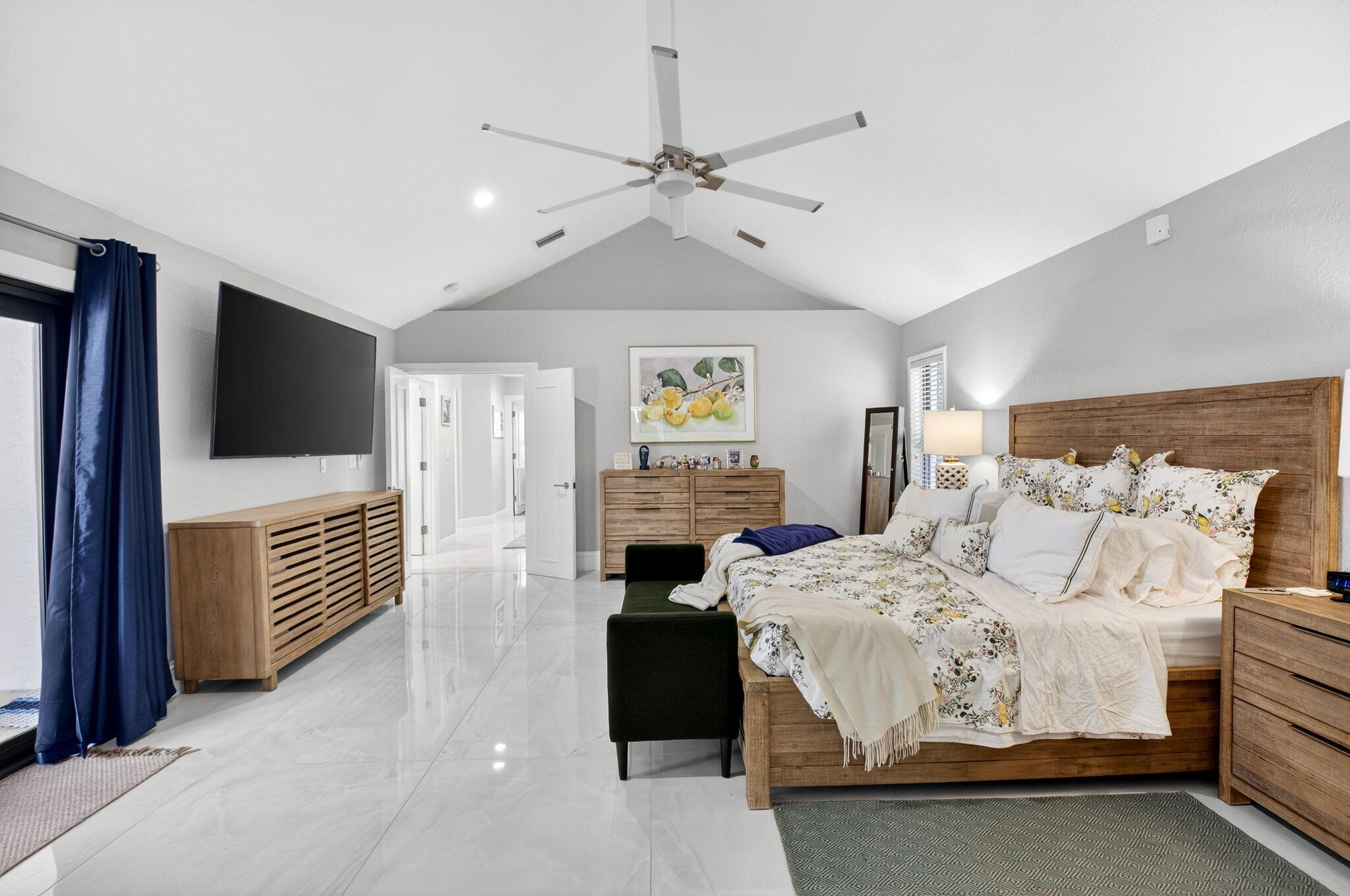 RIO POCO - Residential Lease