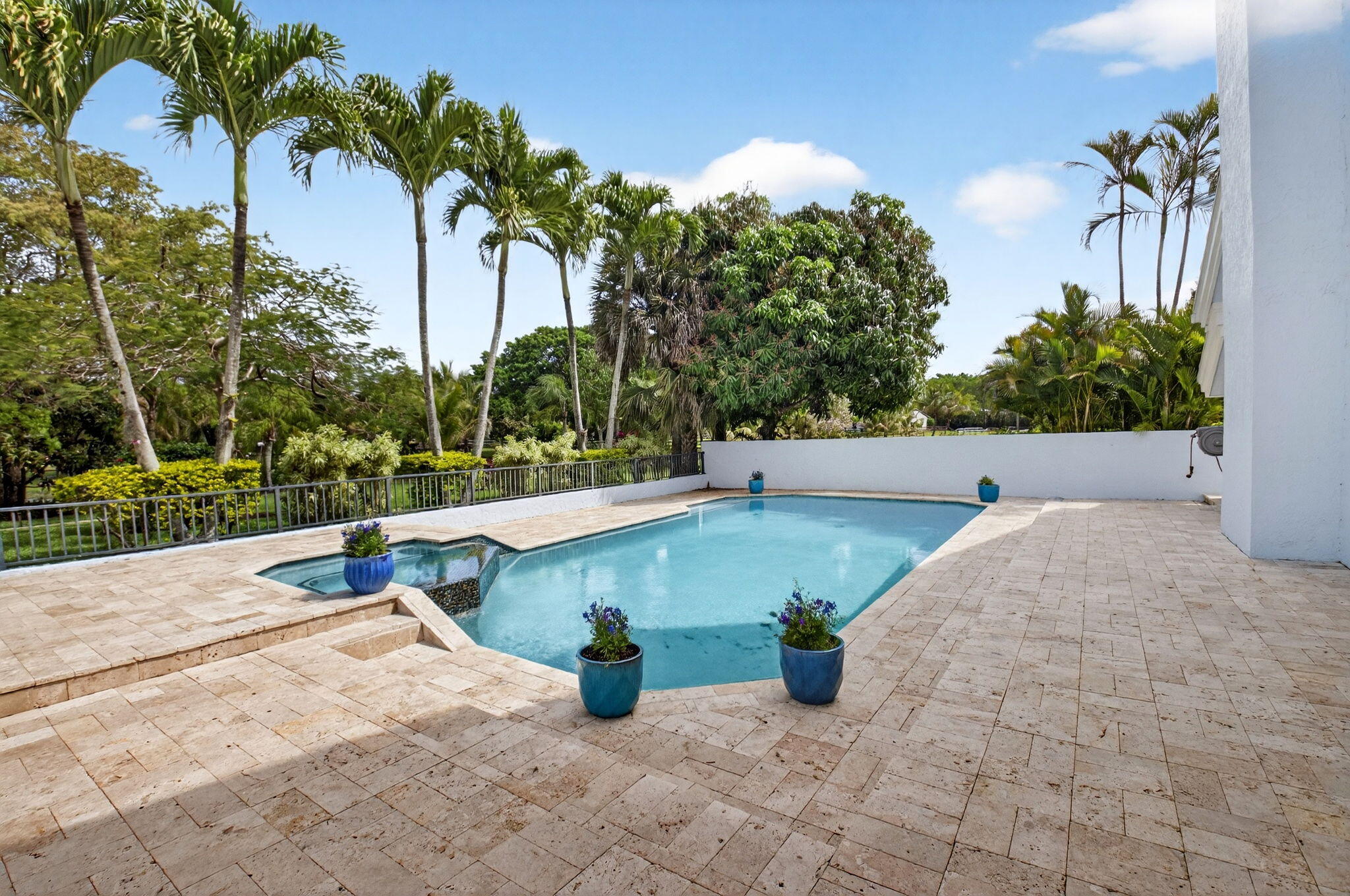 RIO POCO - Residential Lease