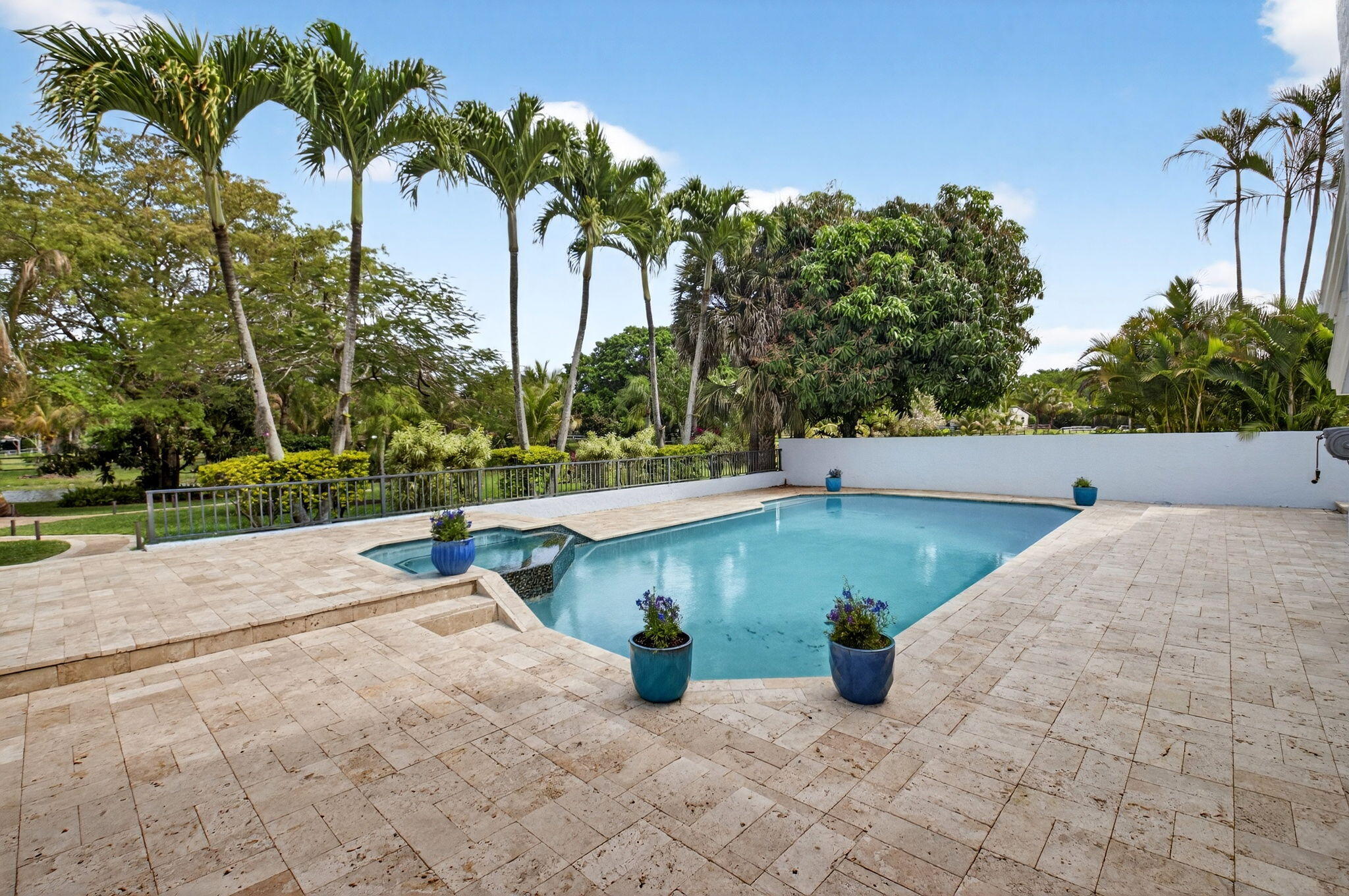 RIO POCO - Residential Lease