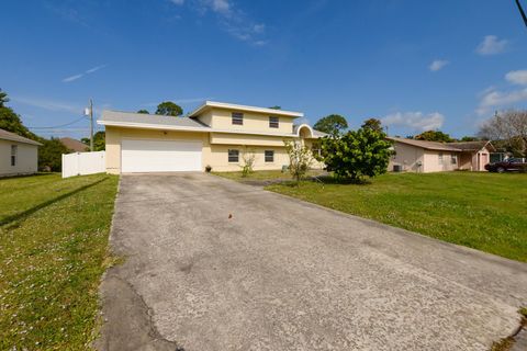 A home in Port St Lucie