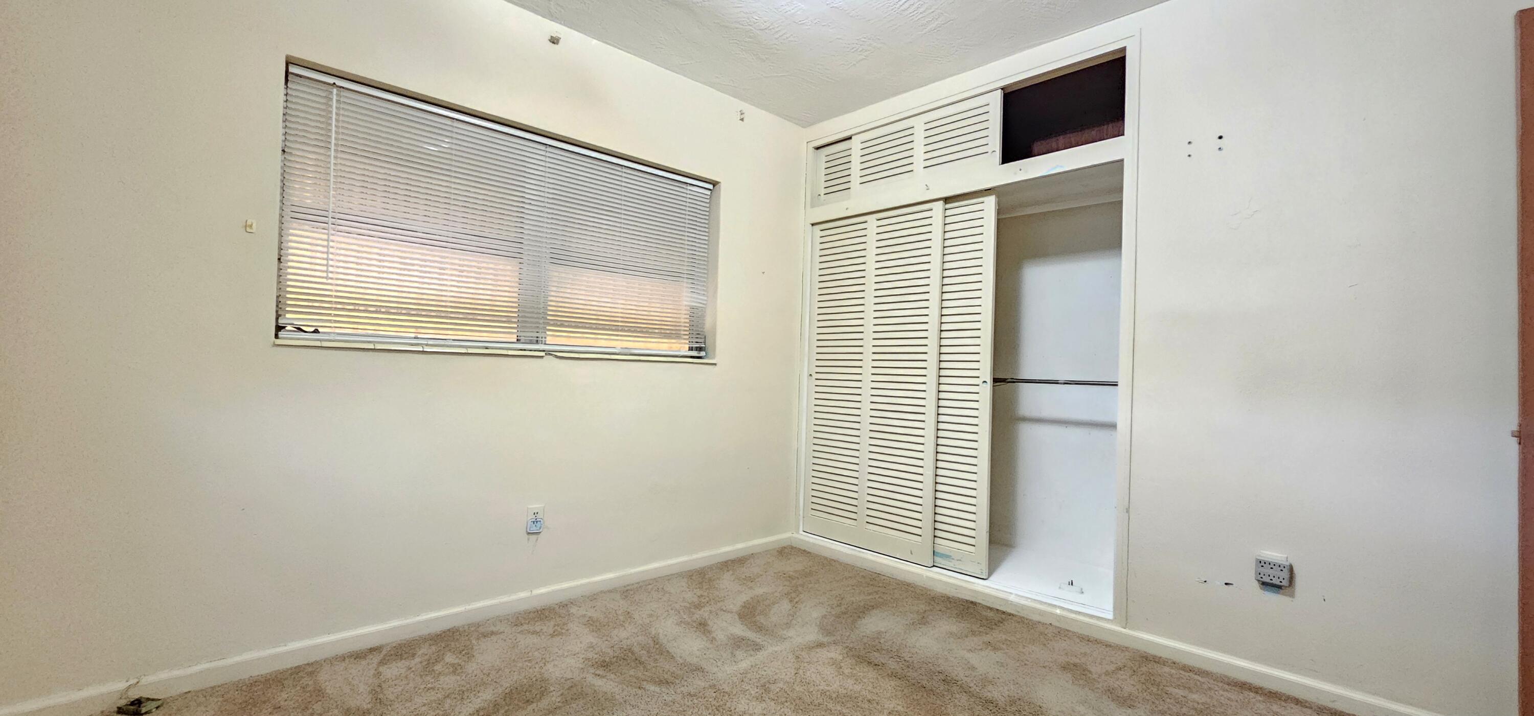 LAKE SHORE - Residential