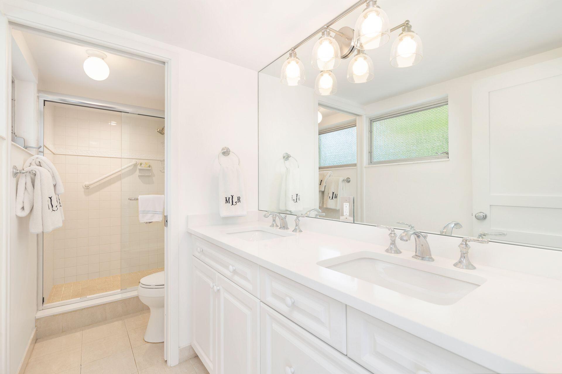 EVERGLADES PLAZA CONDO - Residential
