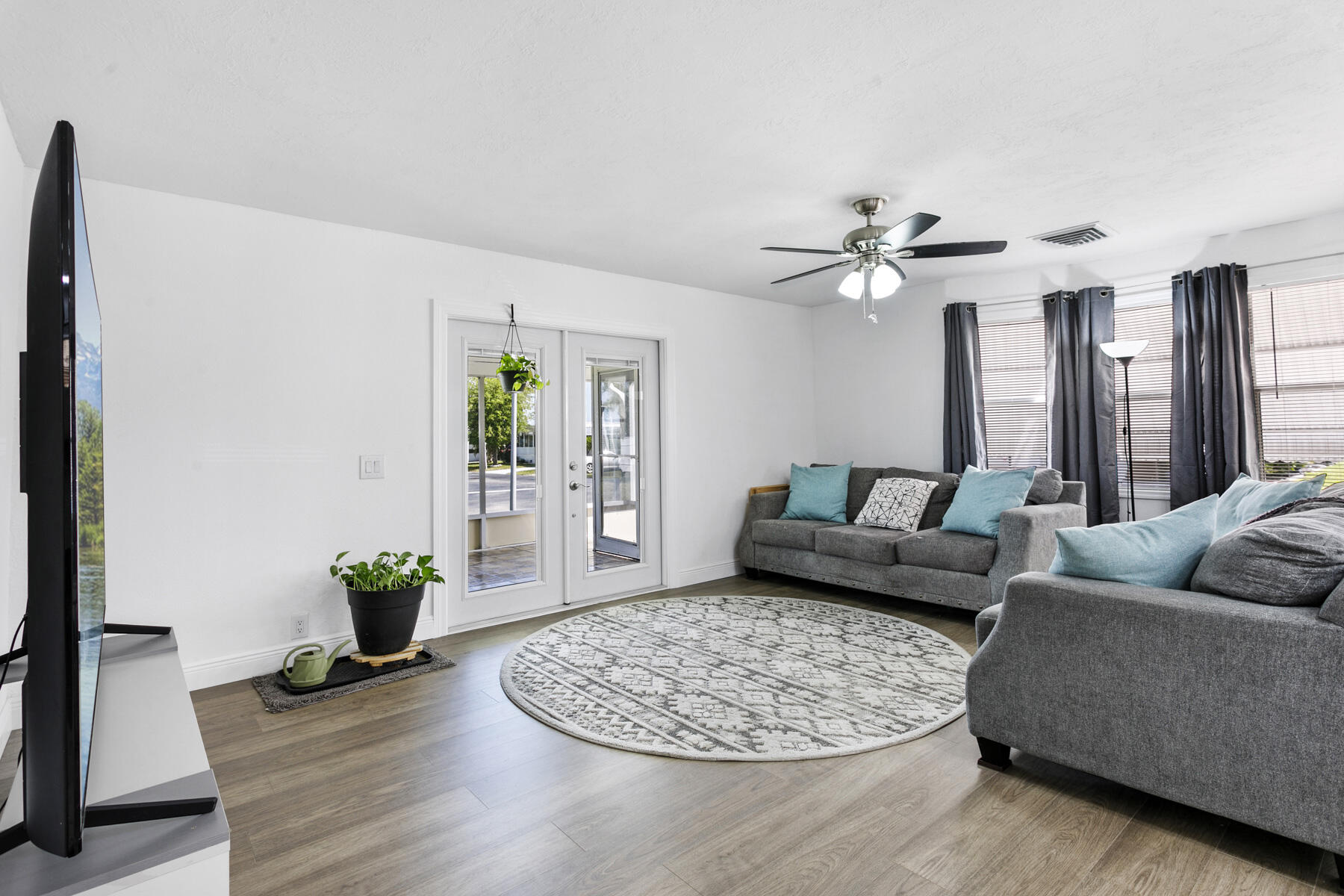 JAMAICA BAY MOBILE HOME CO OP - Residential