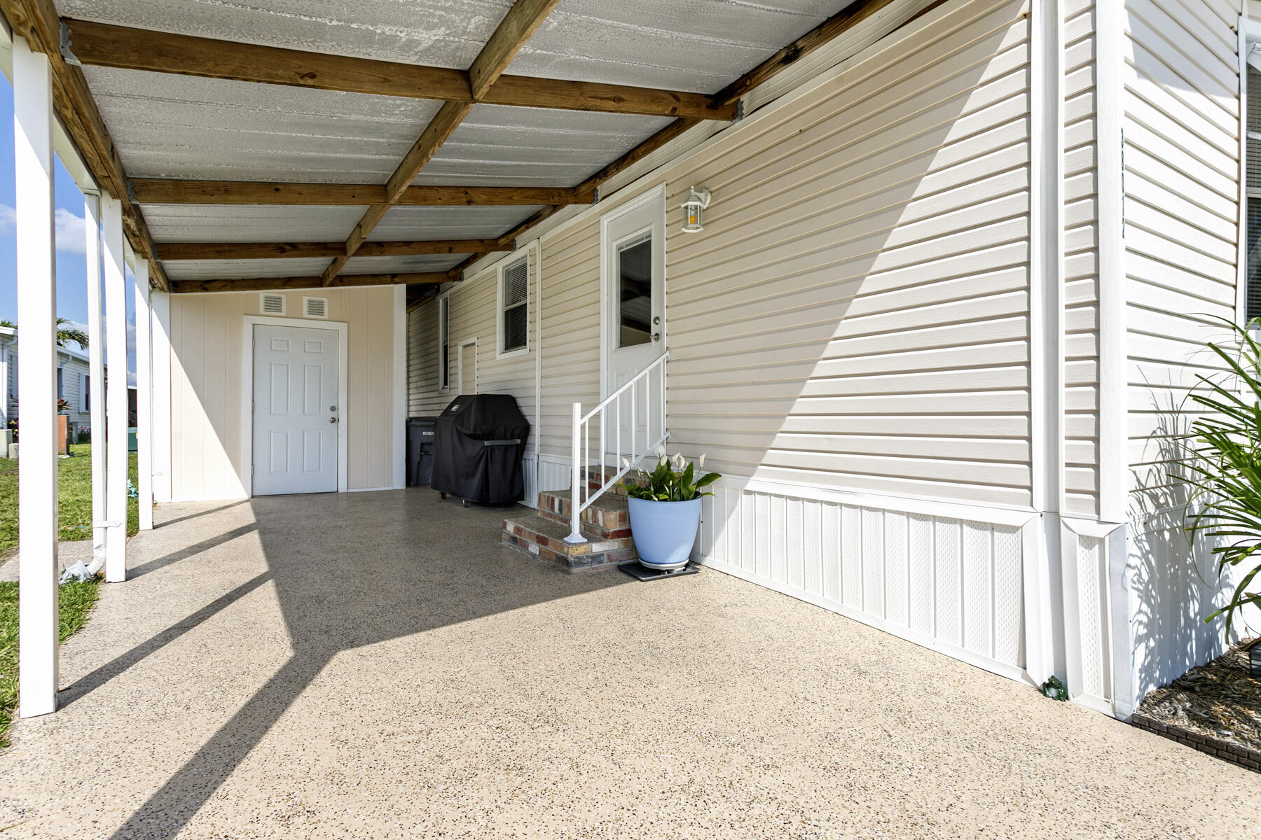 JAMAICA BAY MOBILE HOME CO OP - Residential