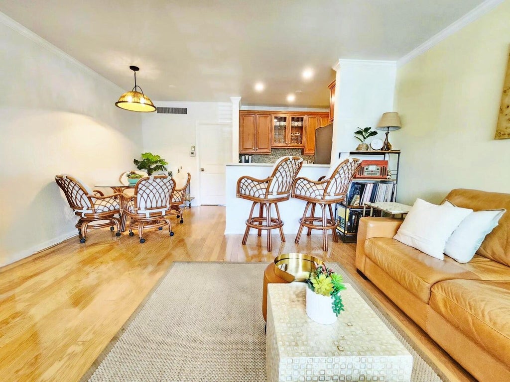 Photo of 1001 NE 8th Avenue #212, Delray Beach, FL 33483 (MLS # B26056407)