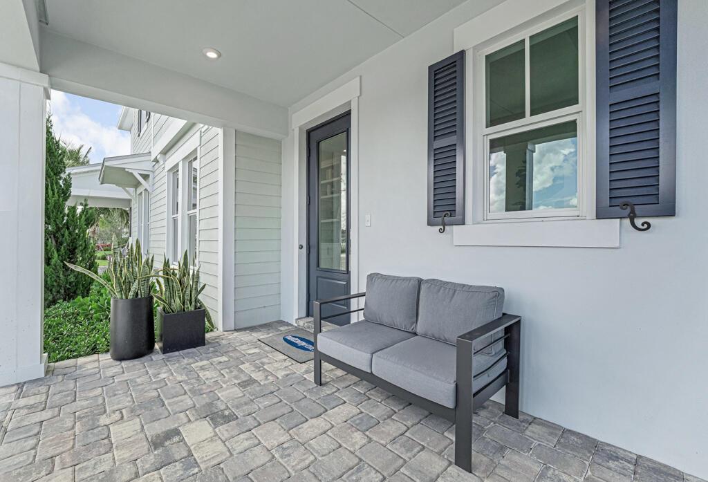 NEWFIELD - Residential Lease