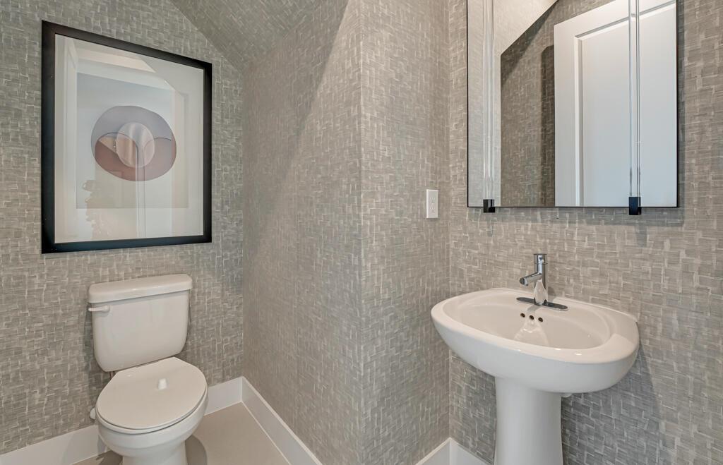 NEWFIELD - Residential Lease