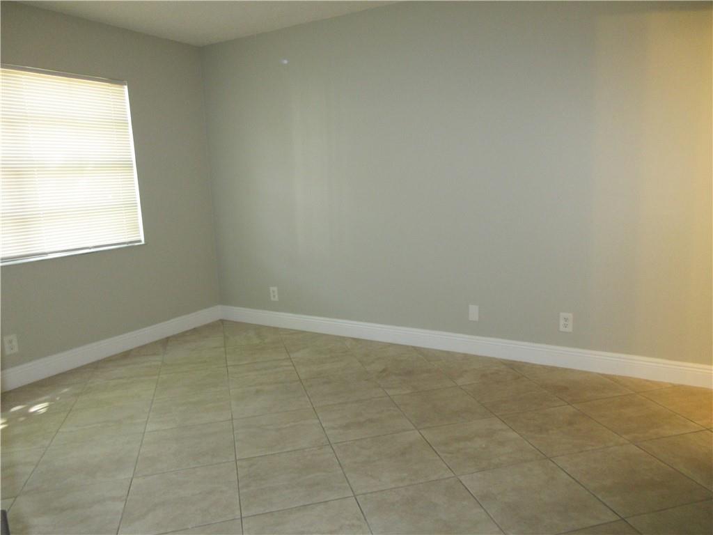 Coral Spgs Lakes 68-12 B - Residential Lease