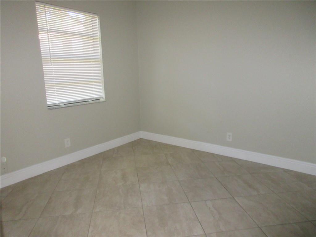 Coral Spgs Lakes 68-12 B - Residential Lease