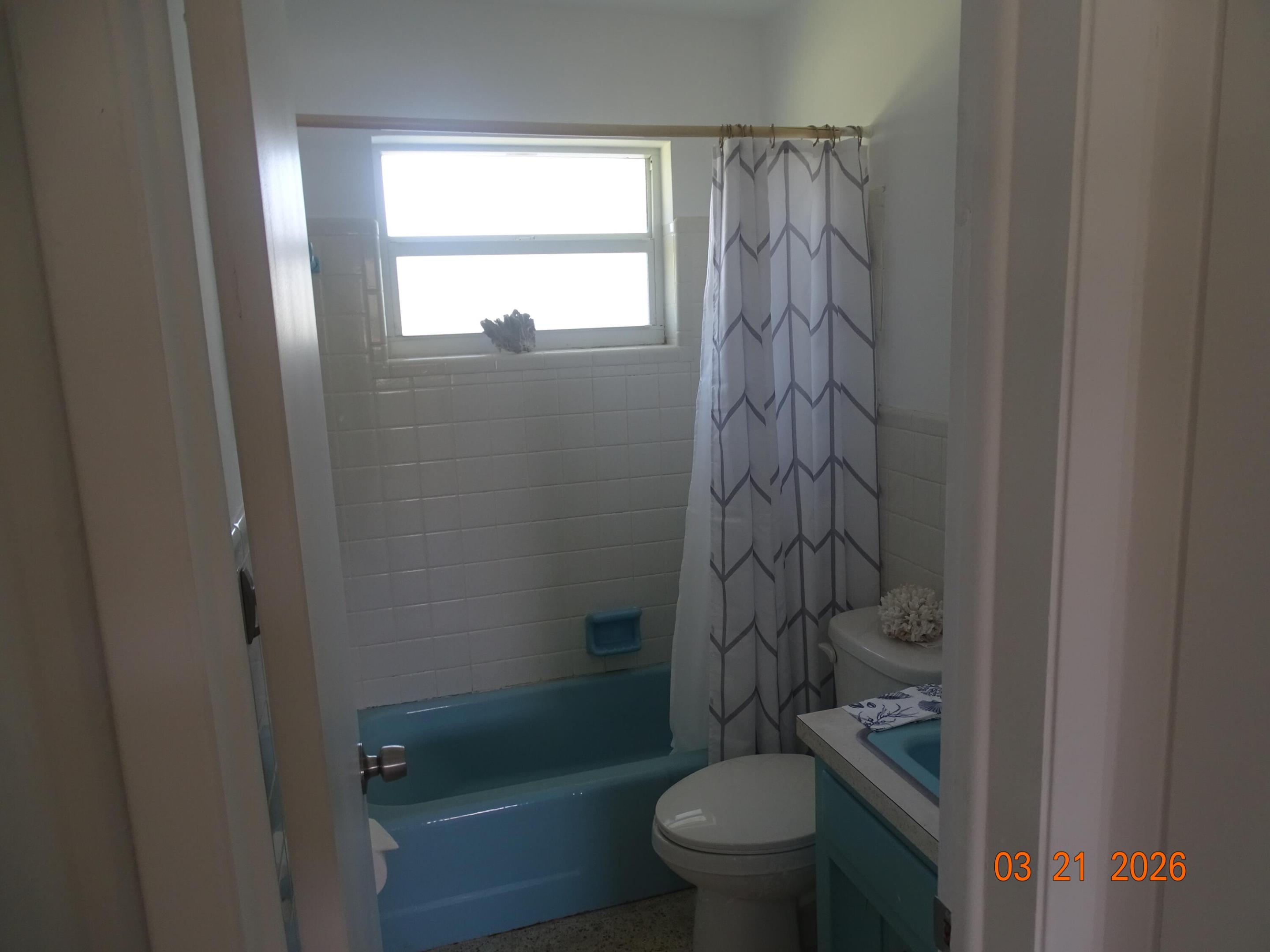 UNIVERSITY GARDENS - Residential