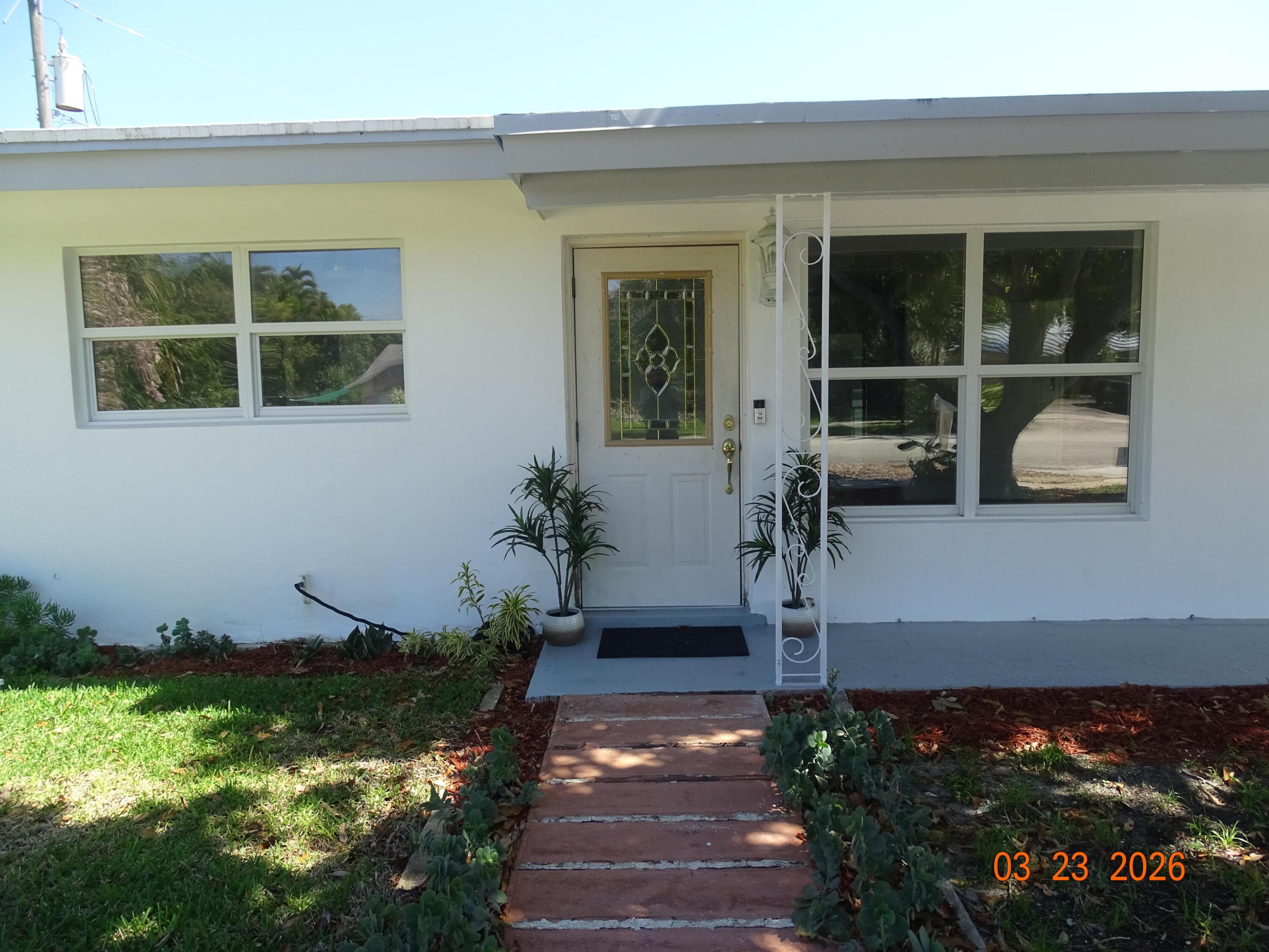 UNIVERSITY GARDENS - Residential