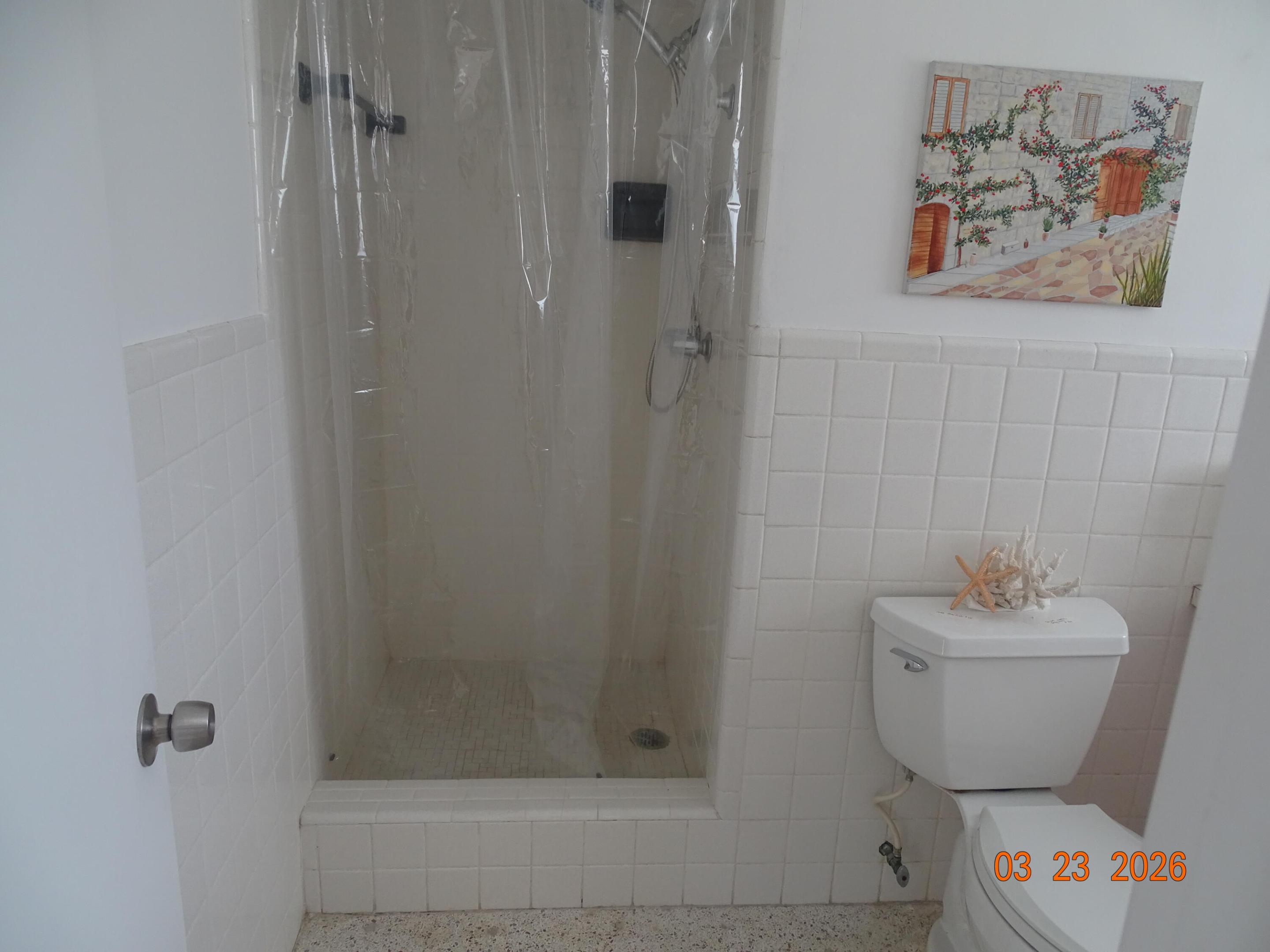 UNIVERSITY GARDENS - Residential