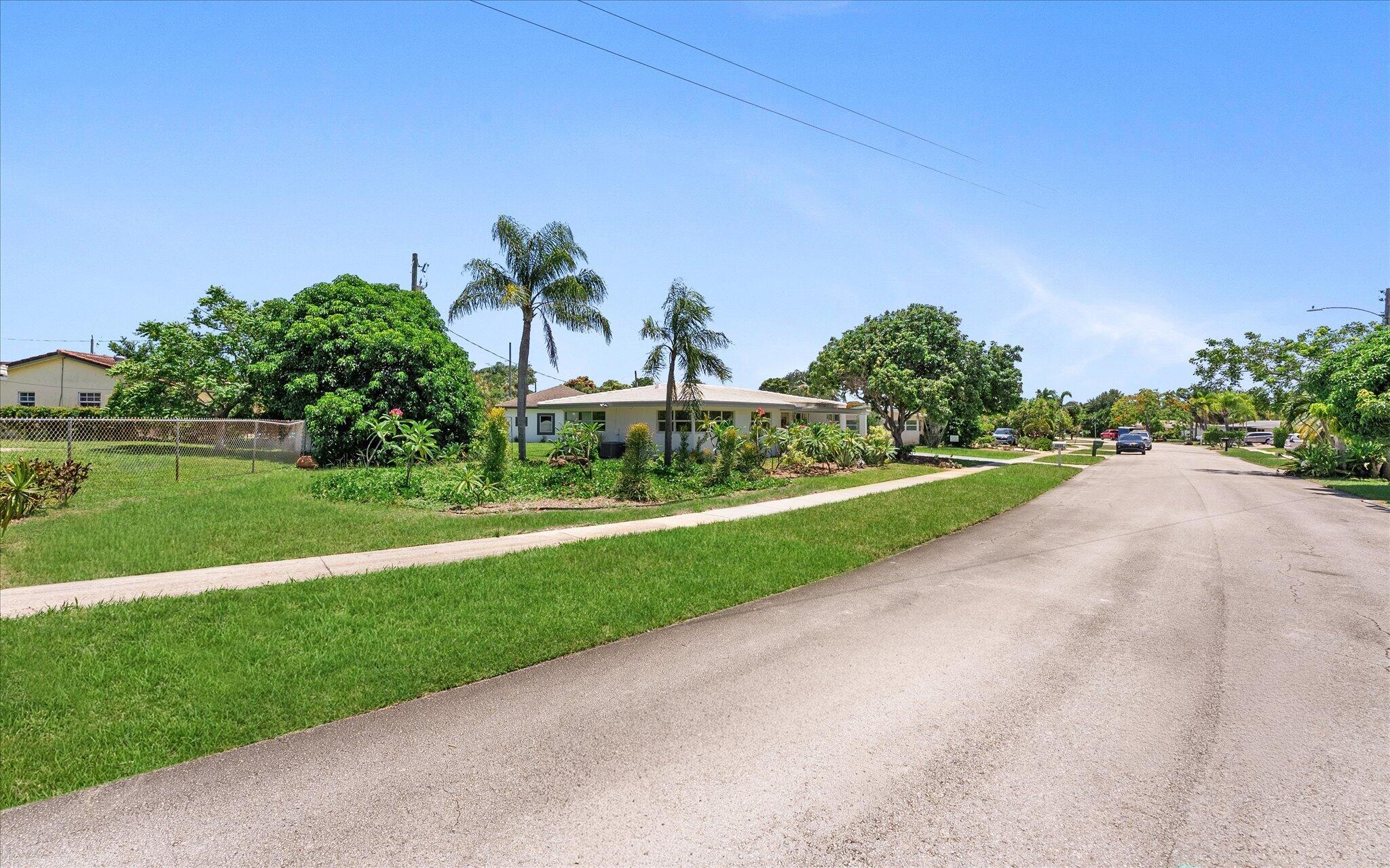 4822 NW 2nd Terrace, Boca Raton FL 33431