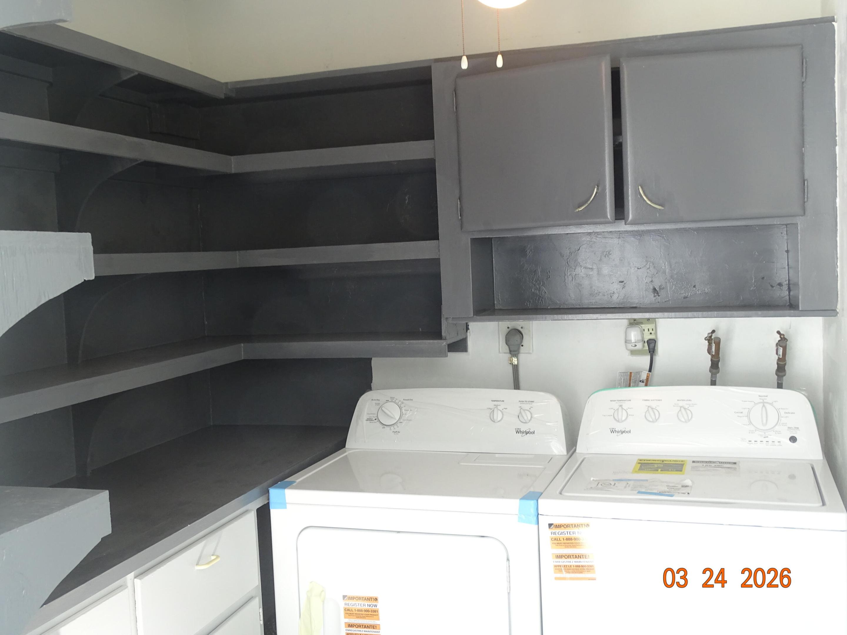 UNIVERSITY GARDENS - Residential