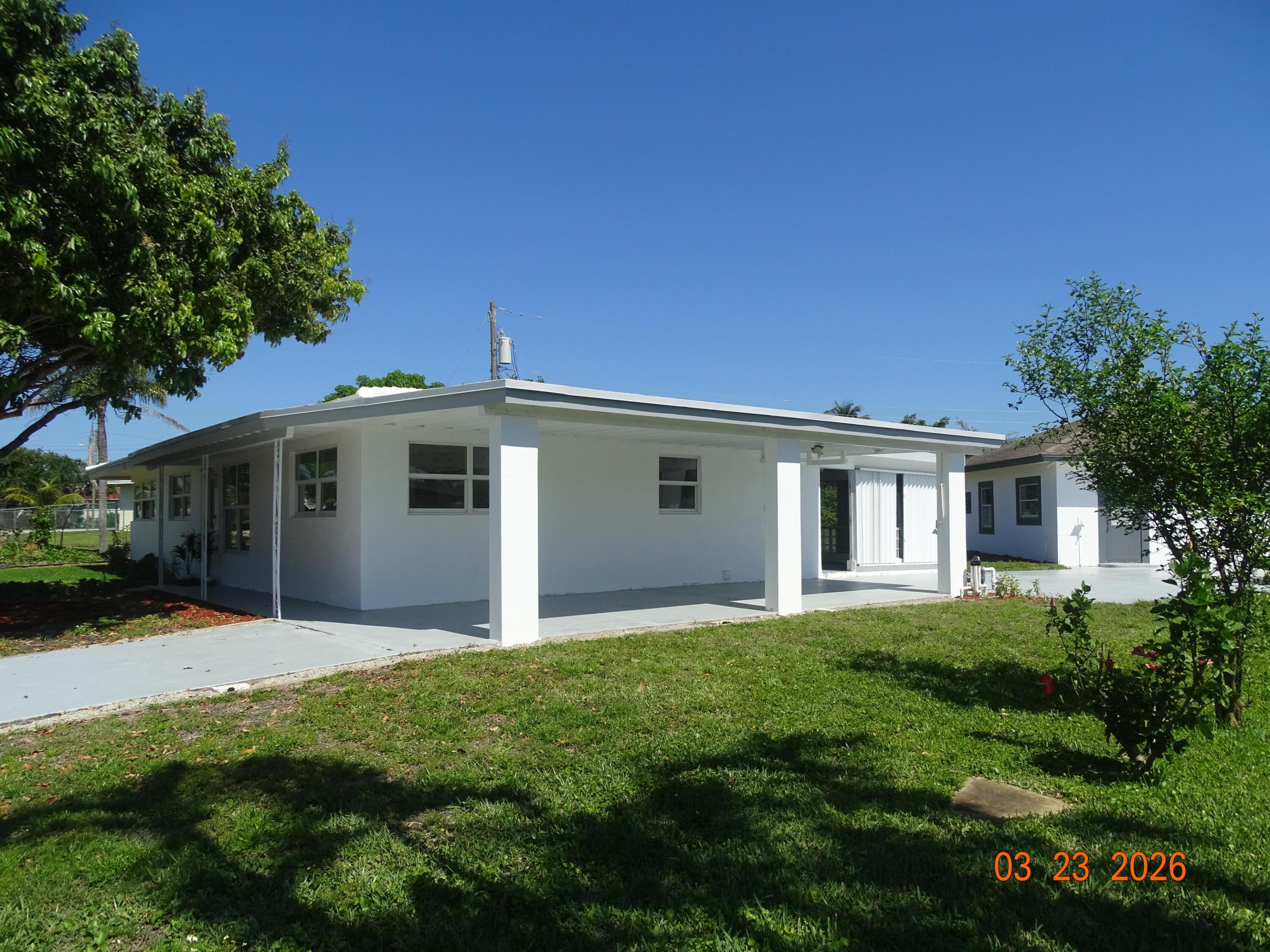 UNIVERSITY GARDENS - Residential