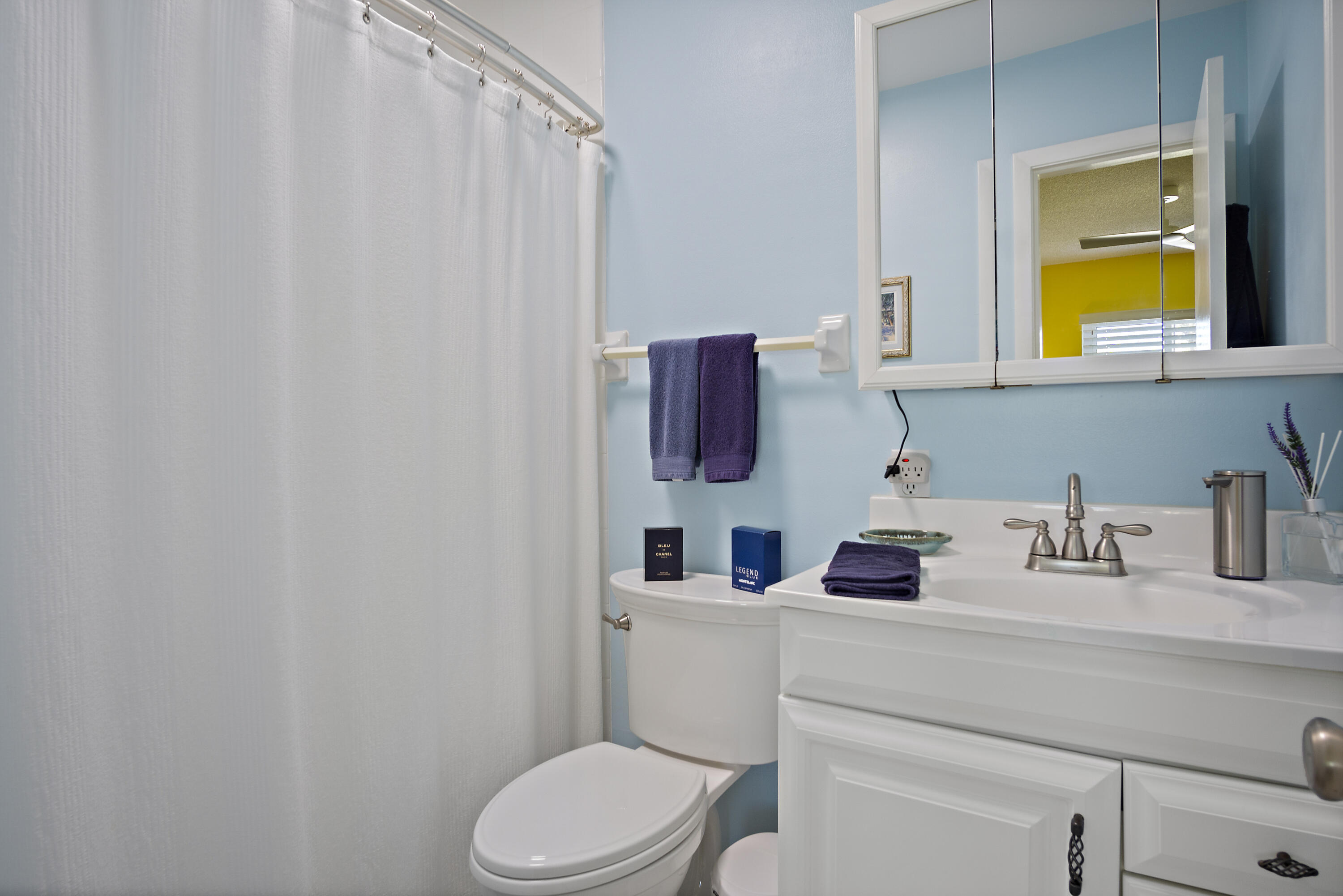 SATURN AVENUE ADDITIION UNRECORDED - Residential